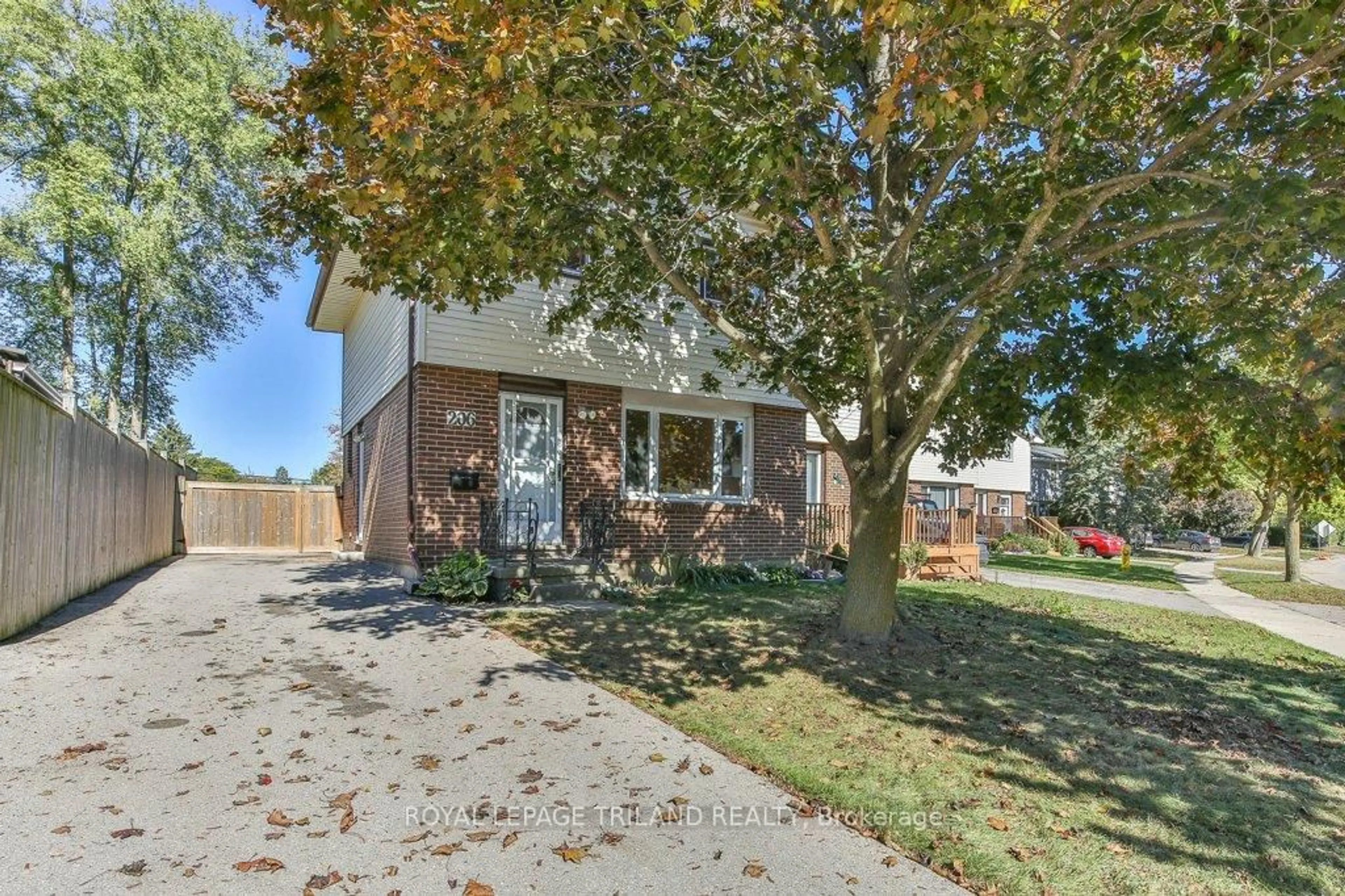 Home with brick exterior material, street for 206 ADMIRAL Dr, London East Ontario N5V 1H8
