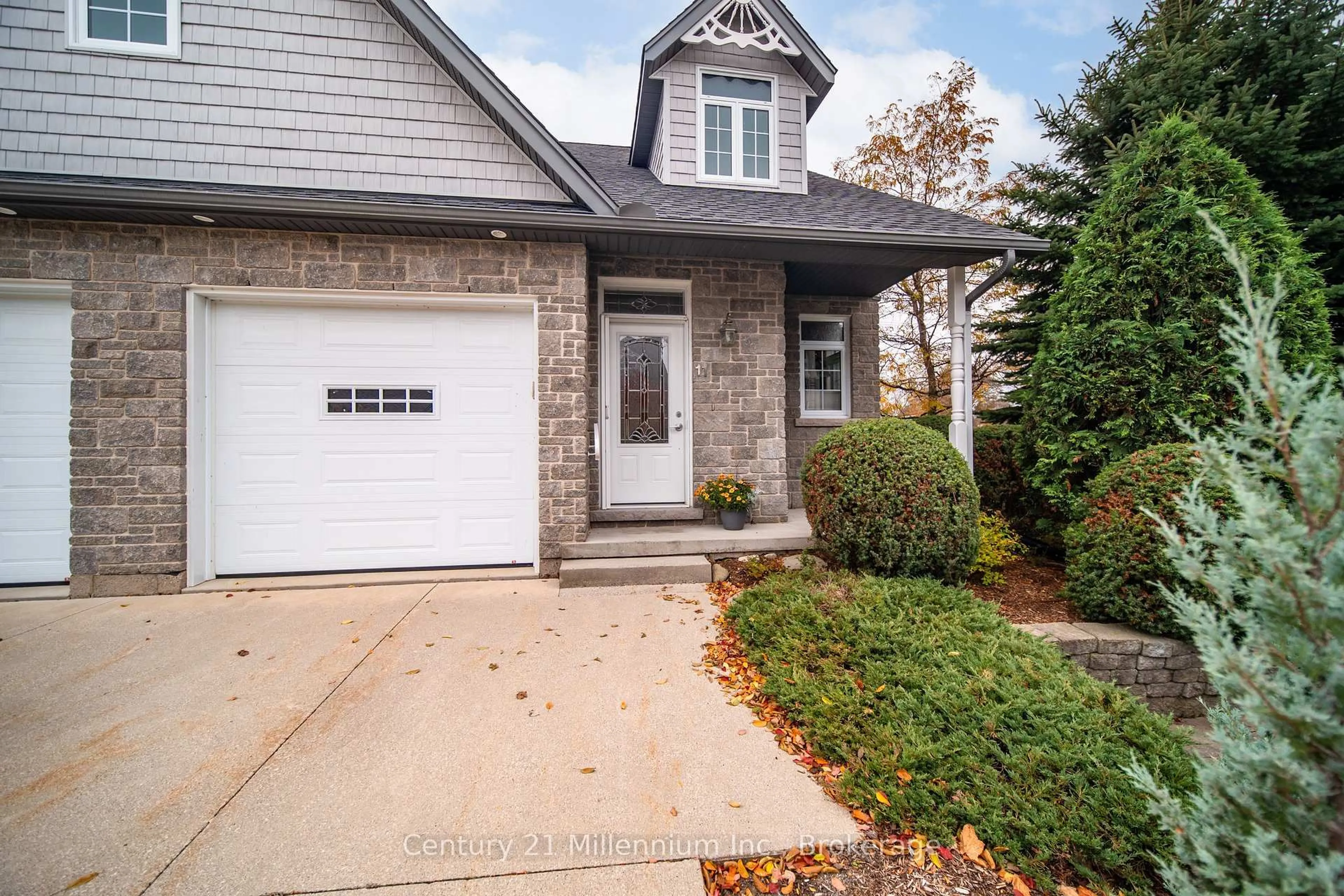 Home with brick exterior material, street for 190 Morpeth St #11, Saugeen Shores Ontario N0H 2L0