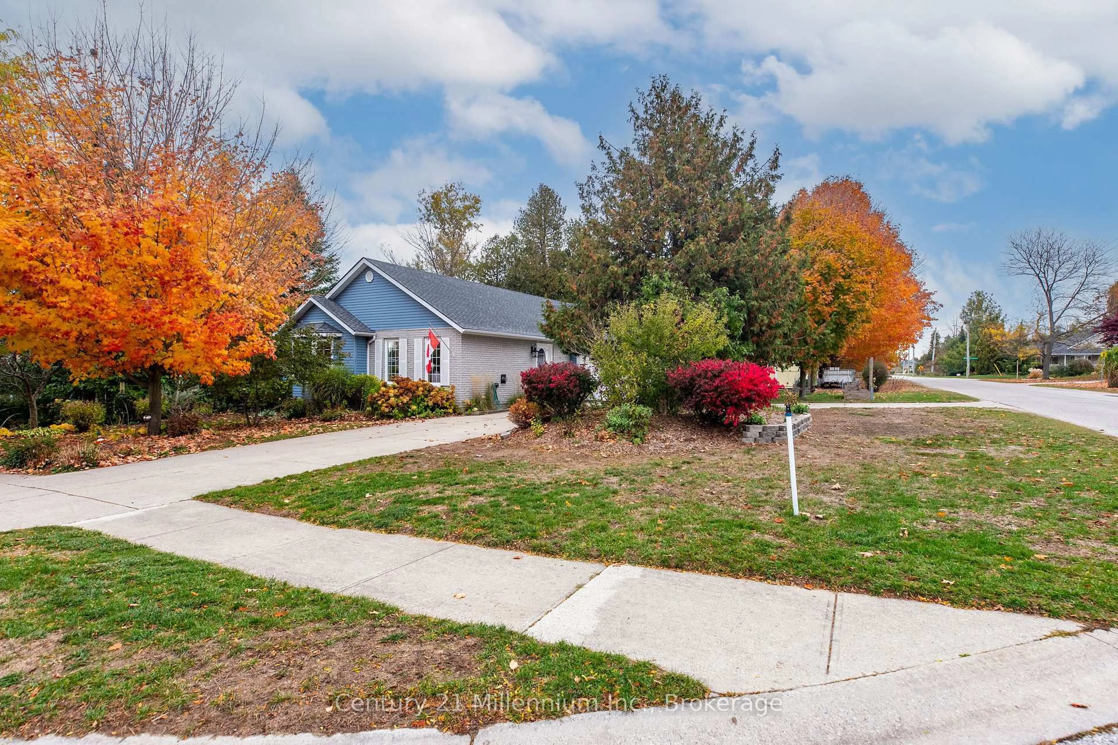 A pic from outside/outdoor area/front of a property/back of a property/a pic from drone, street for 244 Summerhill Rd, Saugeen Shores Ontario N0H 2L0