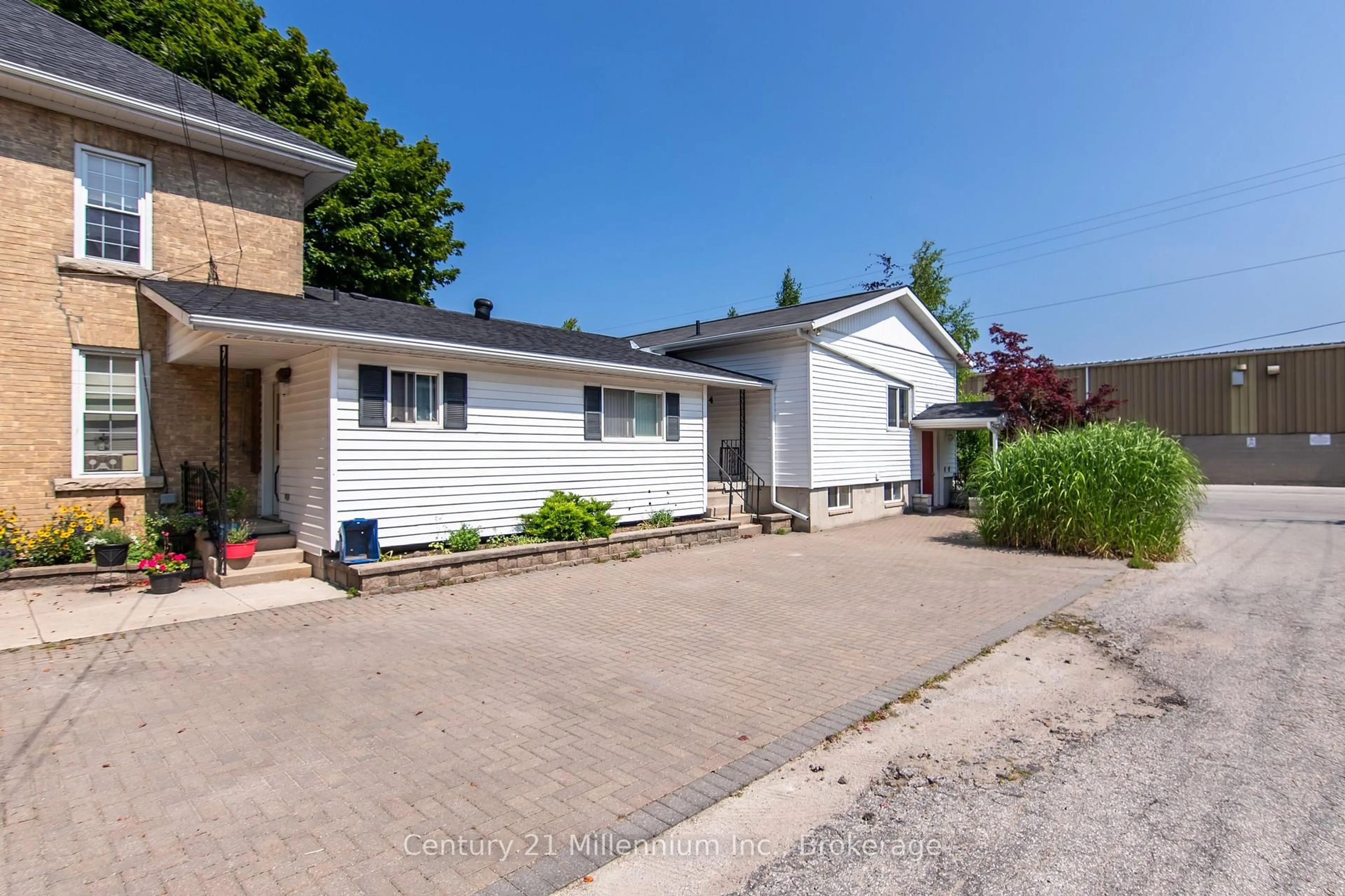 A pic from outside/outdoor area/front of a property/back of a property/a pic from drone, street for 228 Palmerston St, Saugeen Shores Ontario N0H 2L0