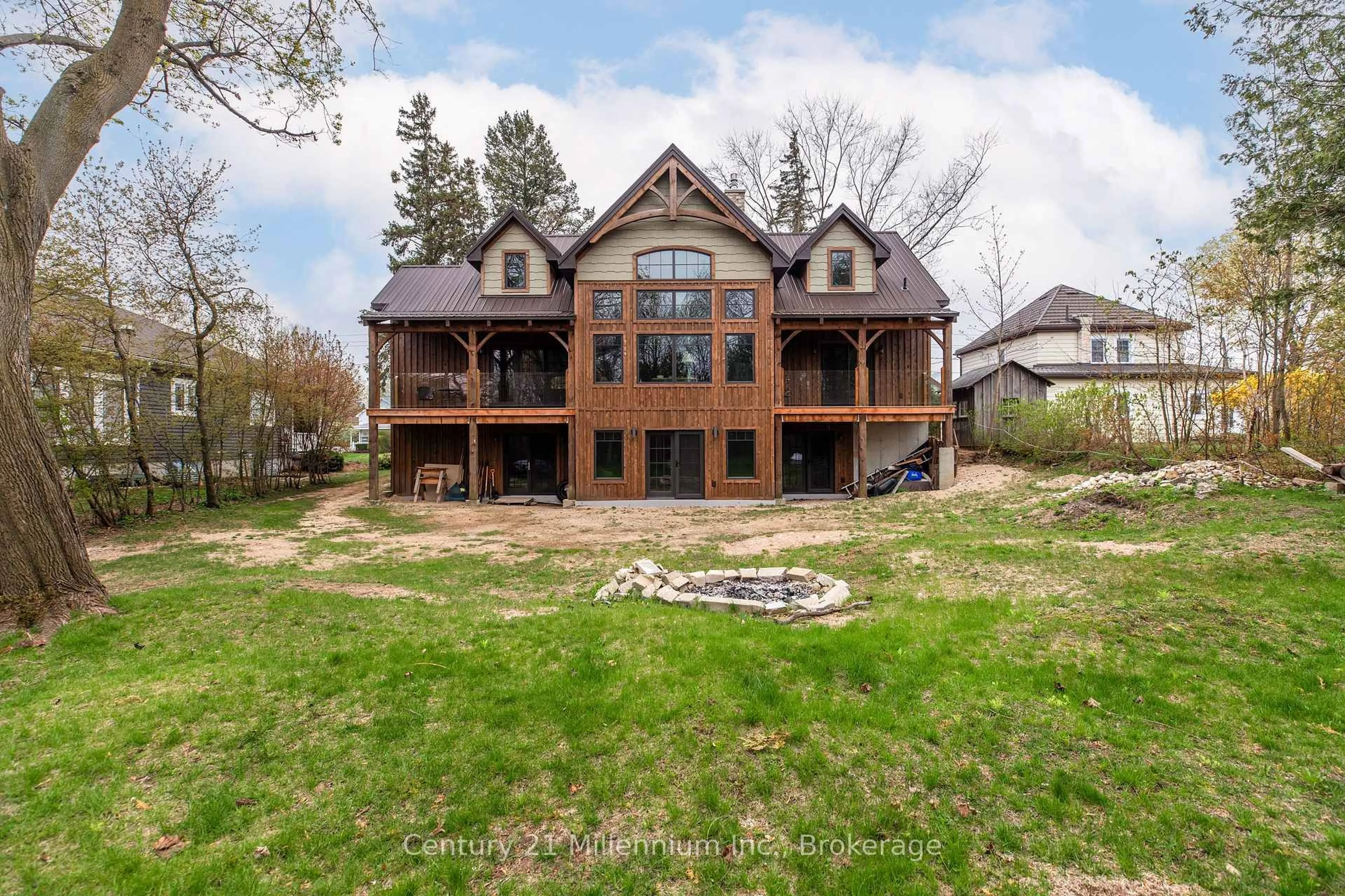 A pic from outside/outdoor area/front of a property/back of a property/a pic from drone, water/lake/river/ocean view for 166 Clarendon St, Saugeen Shores Ontario N0H 2L0