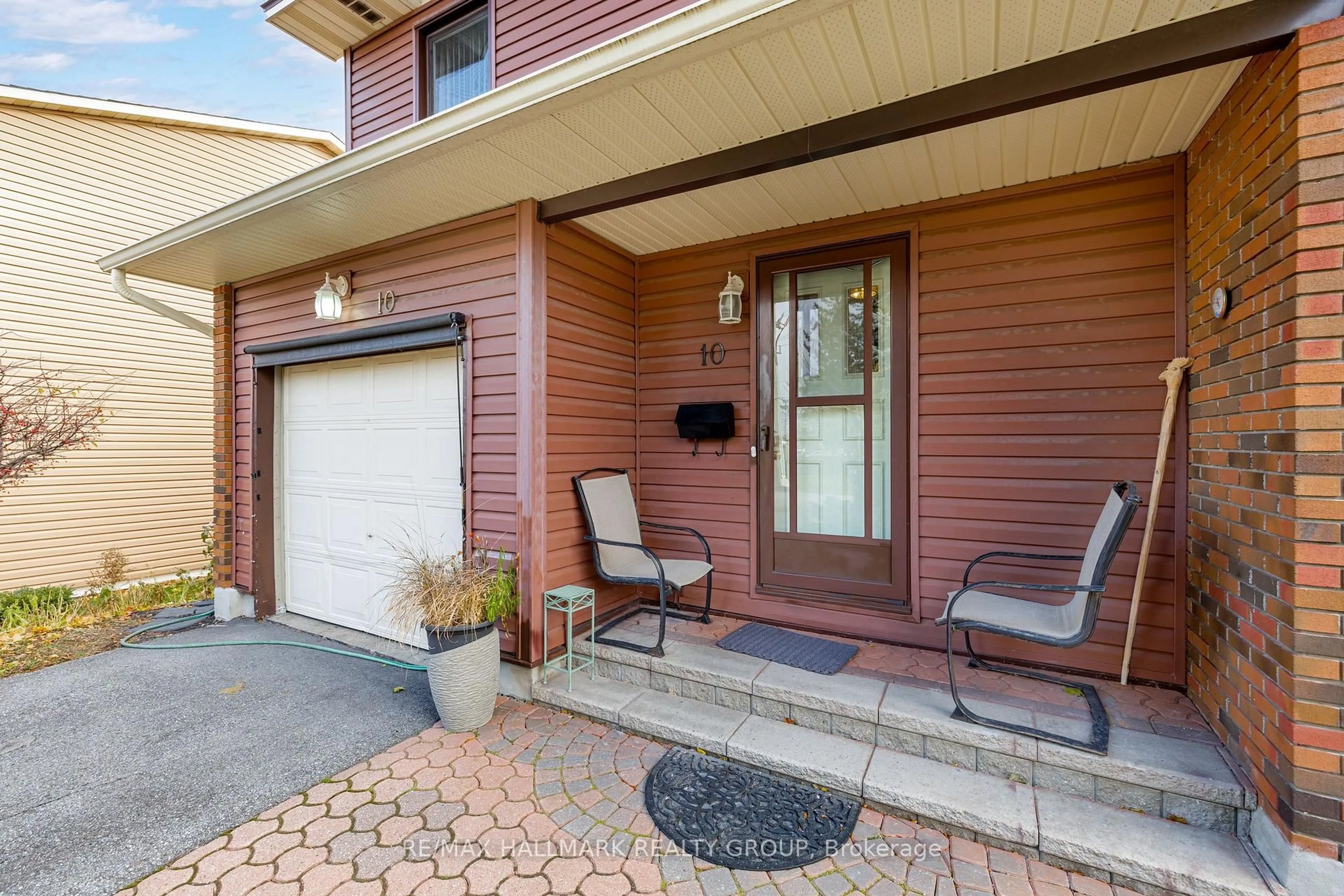 Patio, street for 10 Black Forest Lane, Ottawa Ontario K2H 5C8