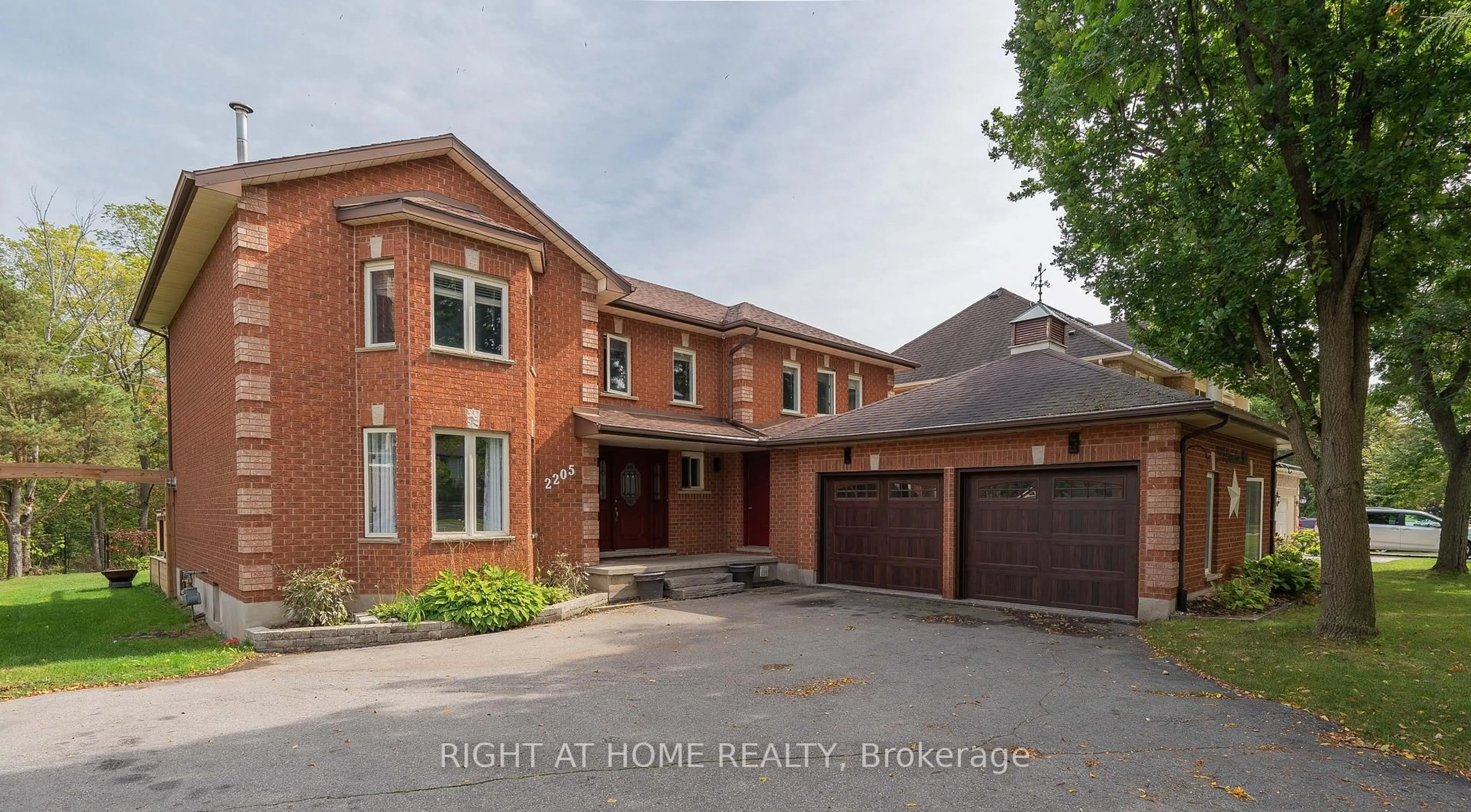 Home with brick exterior material, street for 2205 Coronation Blvd, Cambridge Ontario N3H 3S1