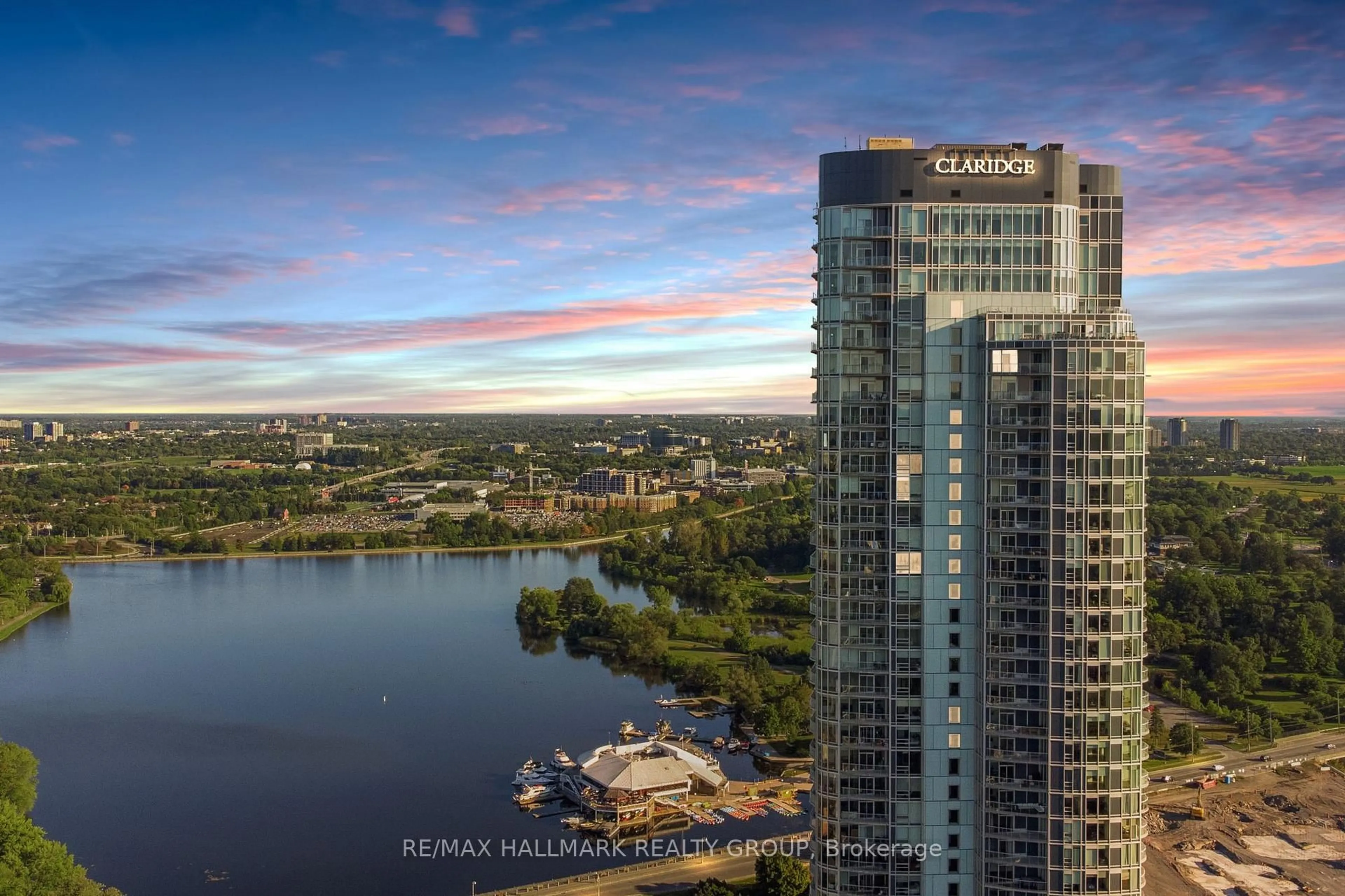 A pic from outside/outdoor area/front of a property/back of a property/a pic from drone, water/lake/river/ocean view for 805 CARLING Ave #2406, Ottawa Ontario K1S 5W9