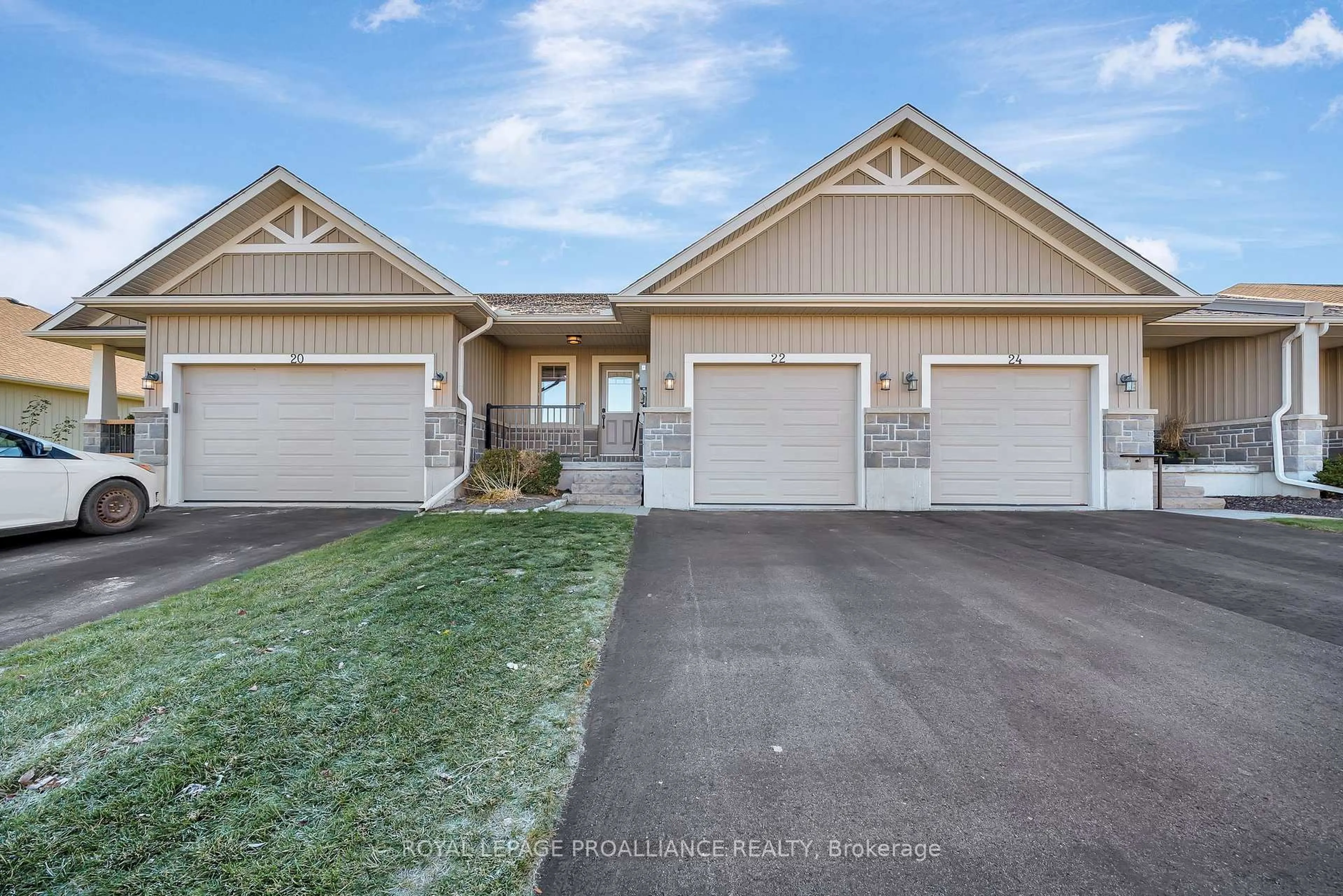 Unknown for 22 CHINOOK St, Belleville Ontario K8P 0C4