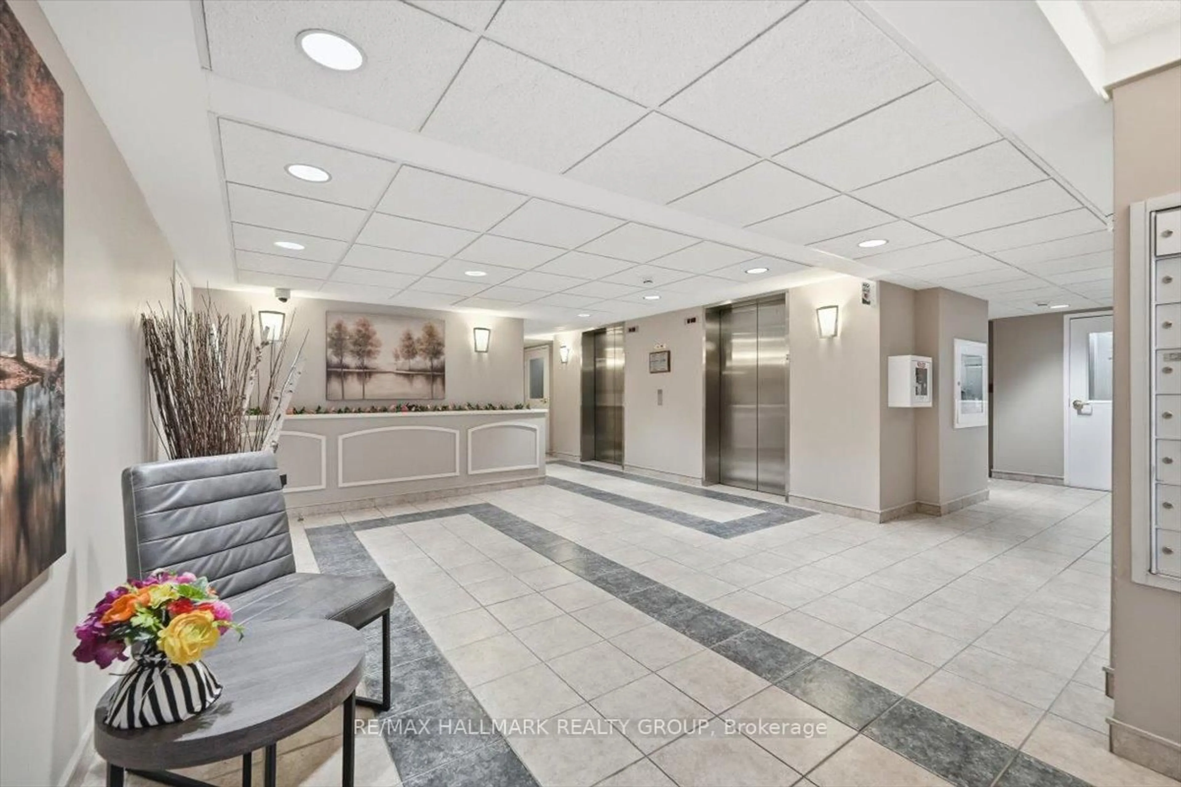 Lobby for 320 Centrum Blvd #206, Orleans Ontario K1E 3X9