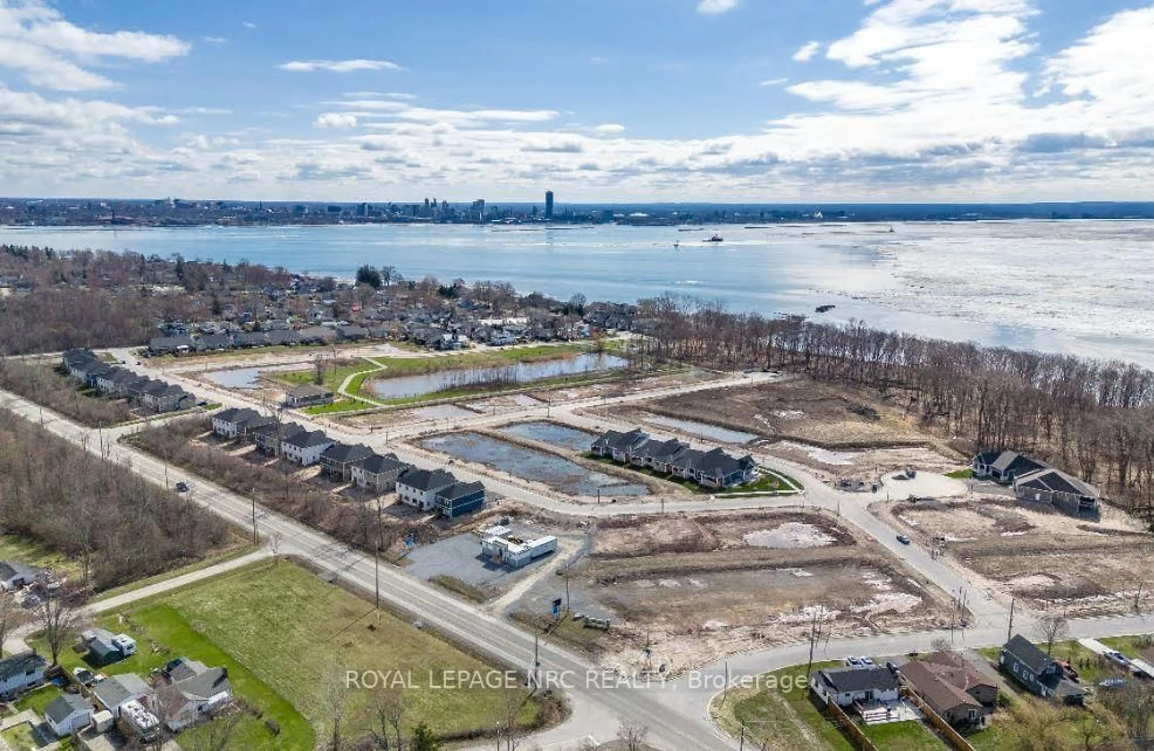 A pic from outside/outdoor area/front of a property/back of a property/a pic from drone, water/lake/river/ocean view for LOT 41 MISSISSAUGA Ave, Fort Erie Ontario L2A 1C2
