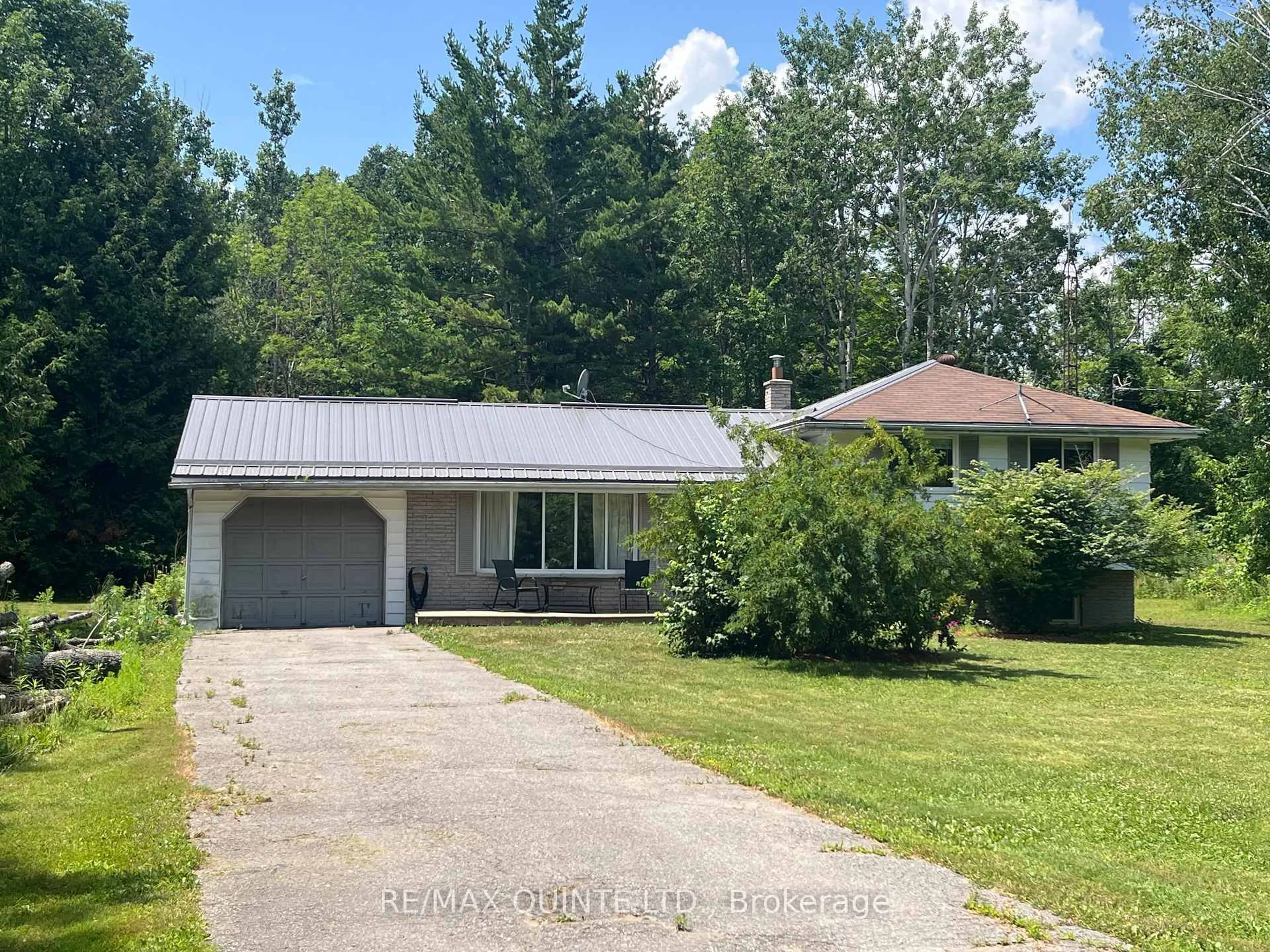 A pic from outside/outdoor area/front of a property/back of a property/a pic from drone, street for 353 Carson Rd, Stirling Ontario K0K 3E0