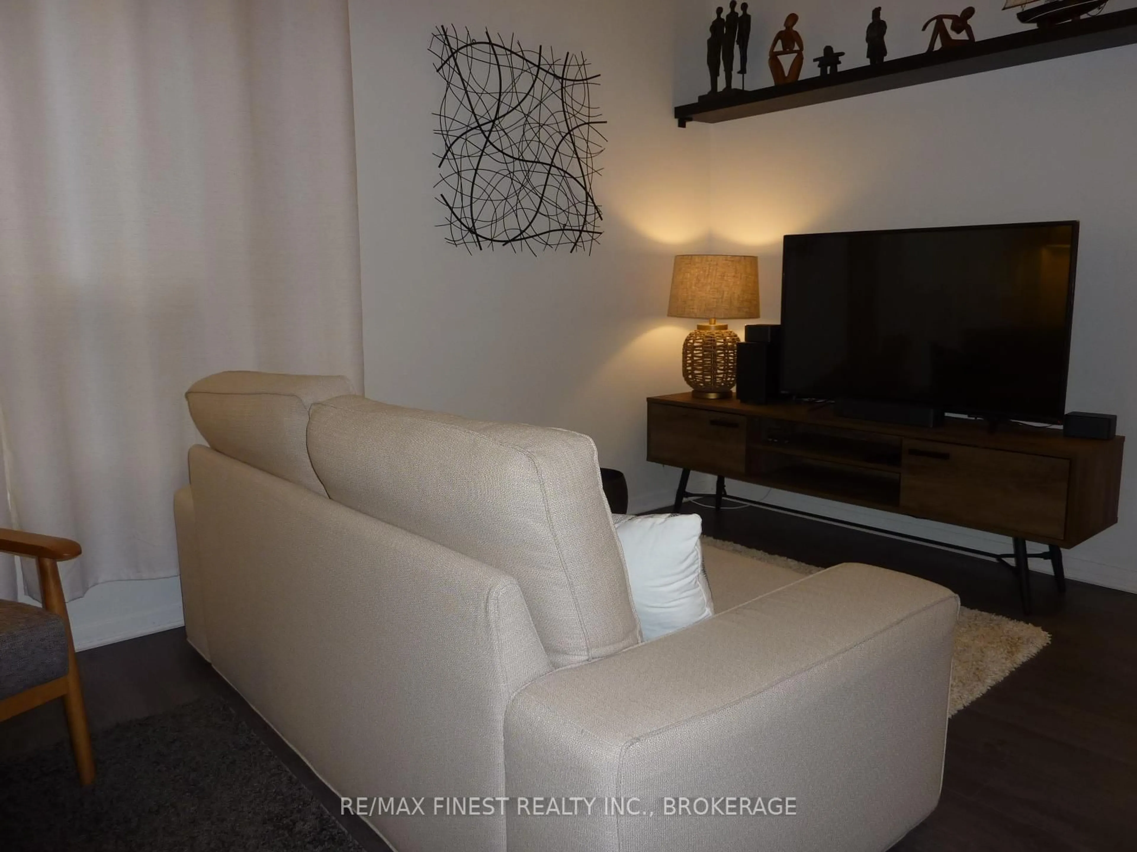 Living room with furniture, unknown for 1081 Craig Lane, Kingston Ontario K7M 7R3