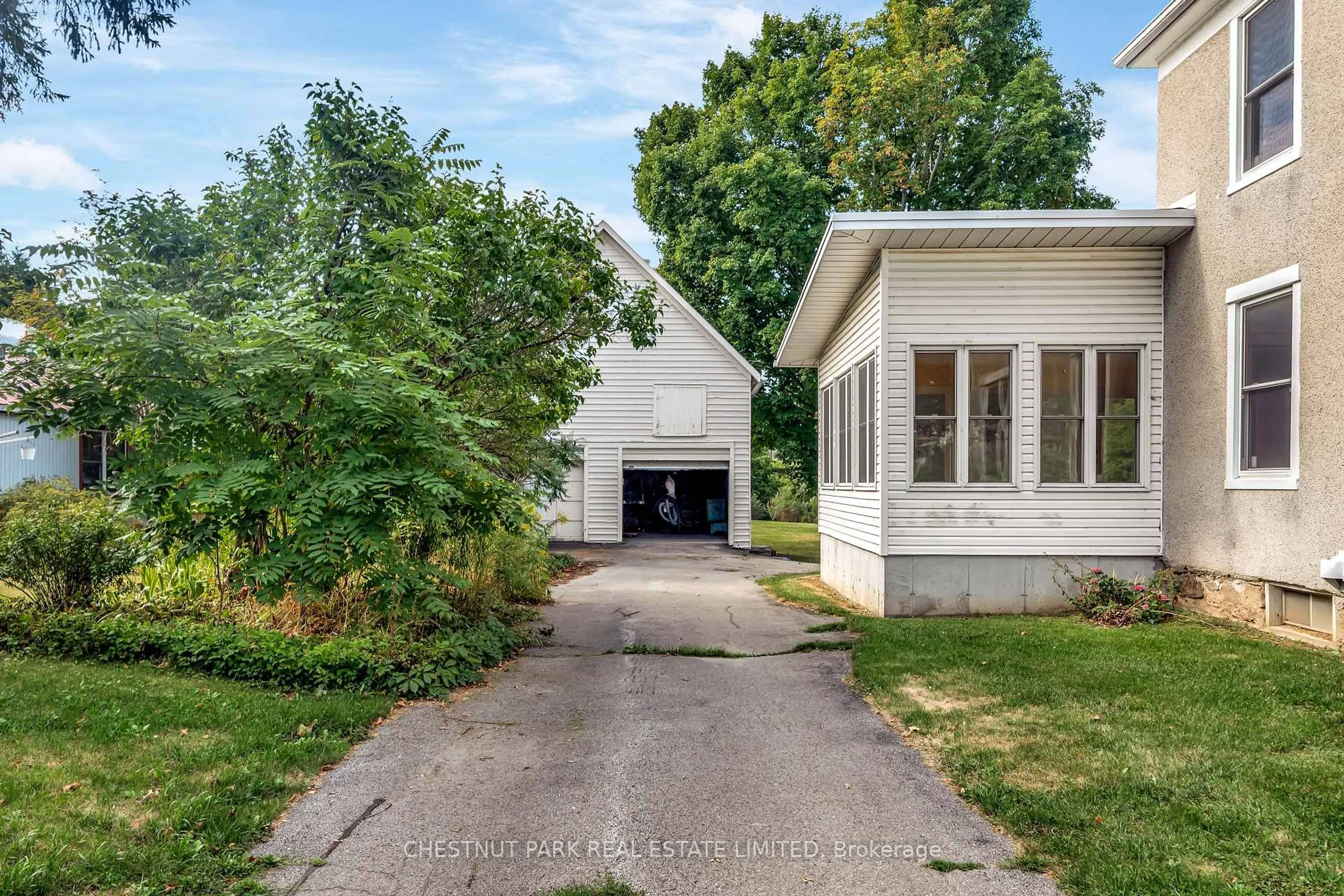 Unknown for 385 Bloomfield Main St, Prince Edward County Ontario K0K 1G0