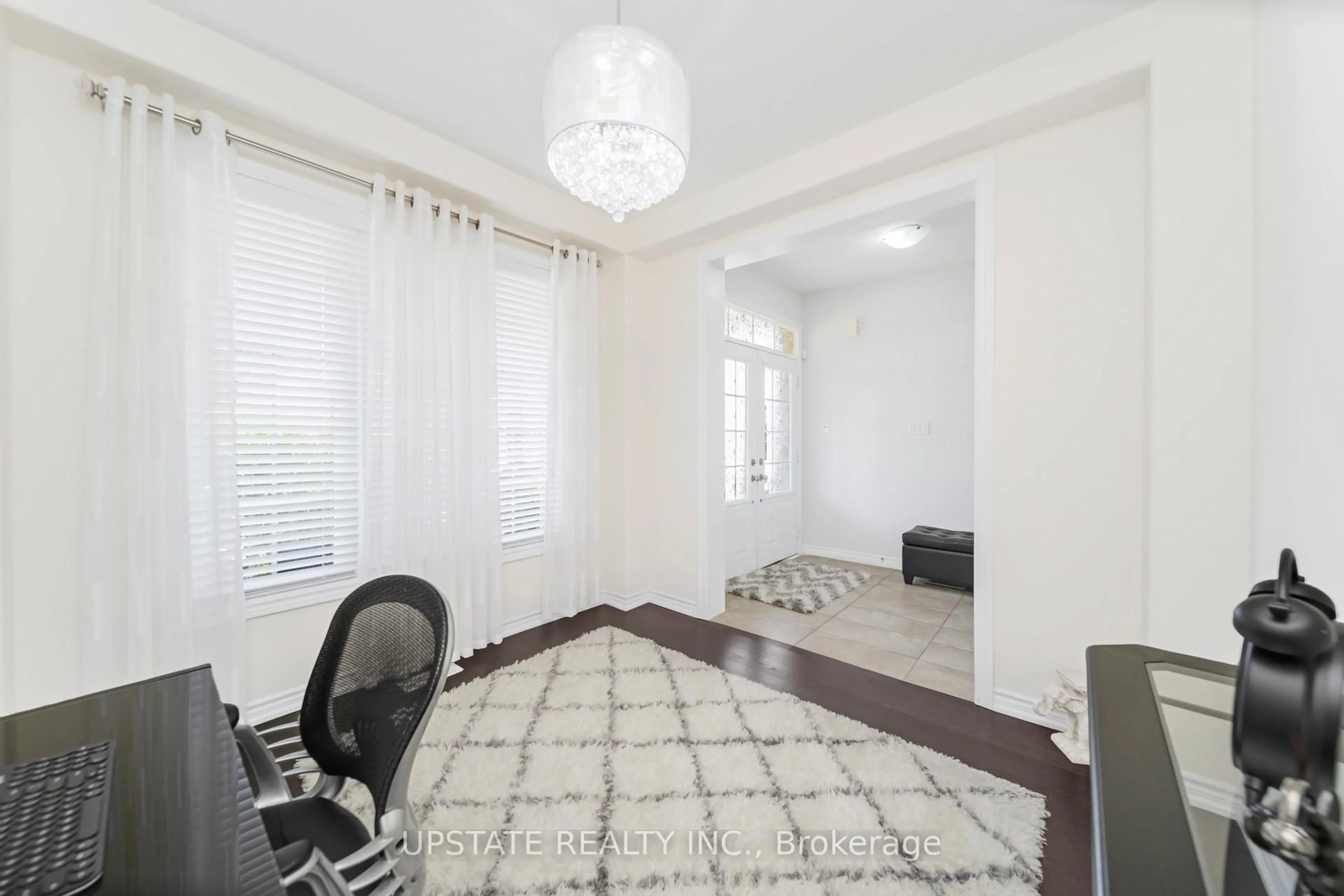 A pic of a room for 331 Powell Rd, Brantford Ontario N3T 0J8