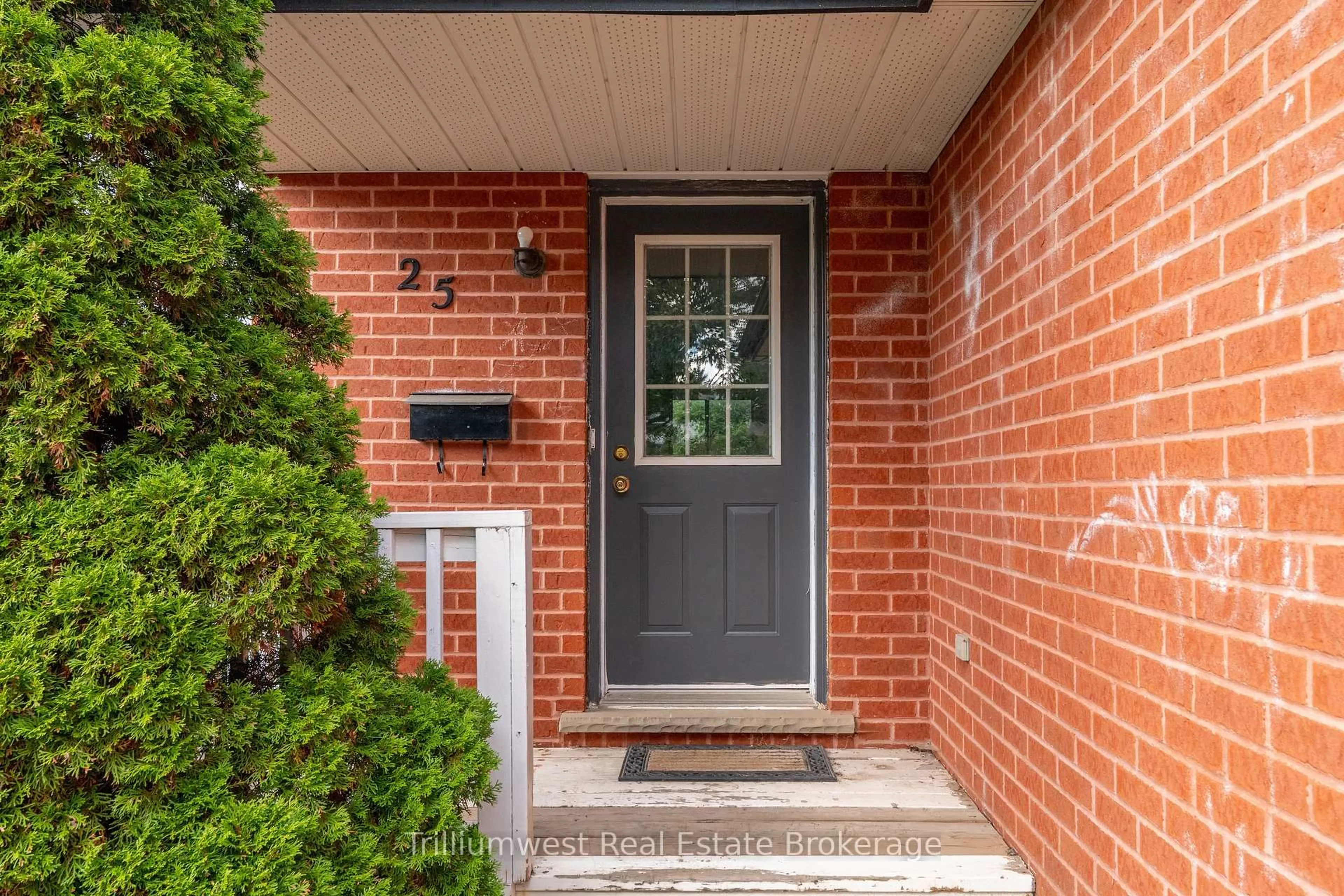 Home with brick exterior material, street for 25 Sidney Cres, Guelph Ontario N1G 4V1