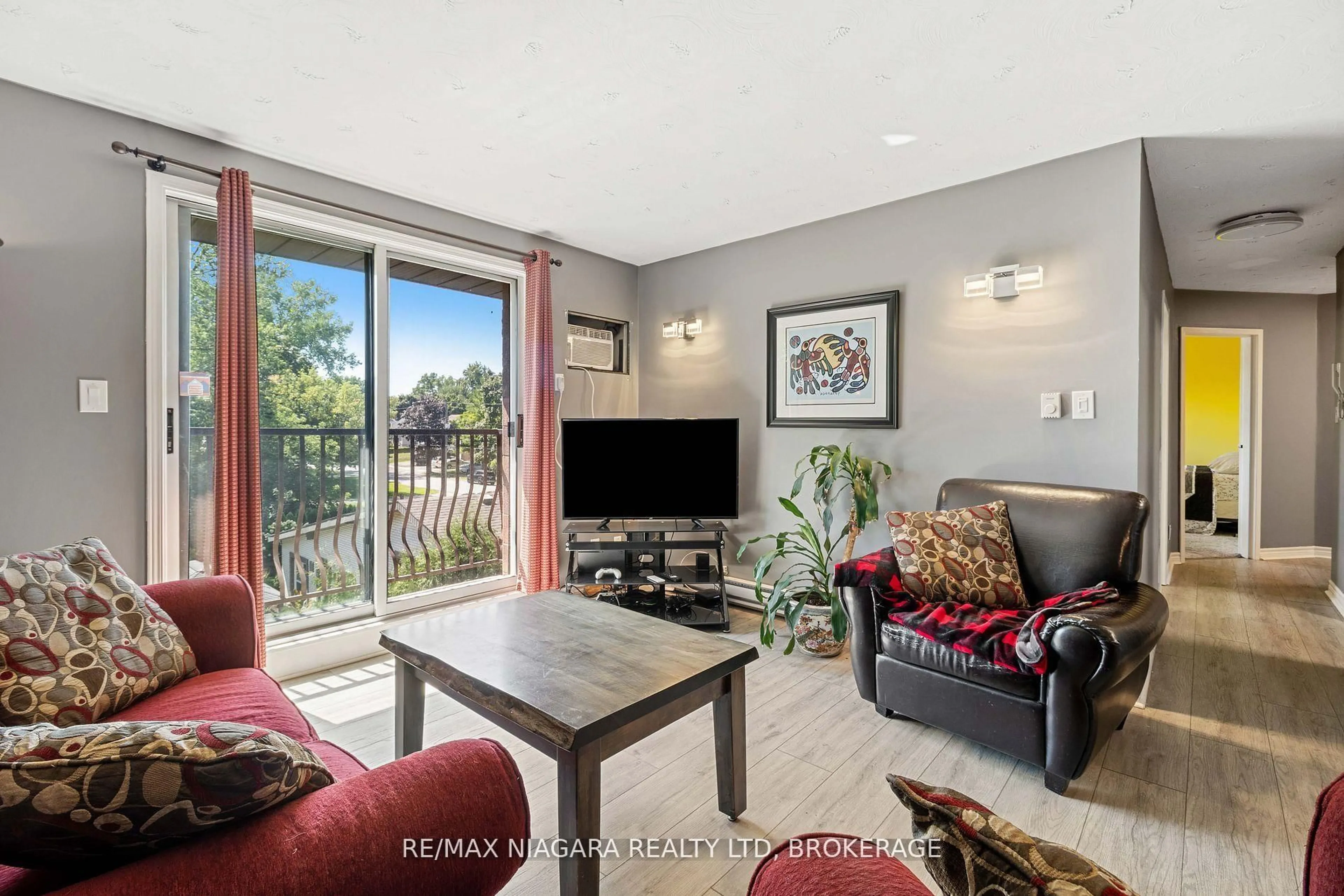 Living room with furniture, unknown for 78 Welland St #302, Thorold Ontario L2V 2C1