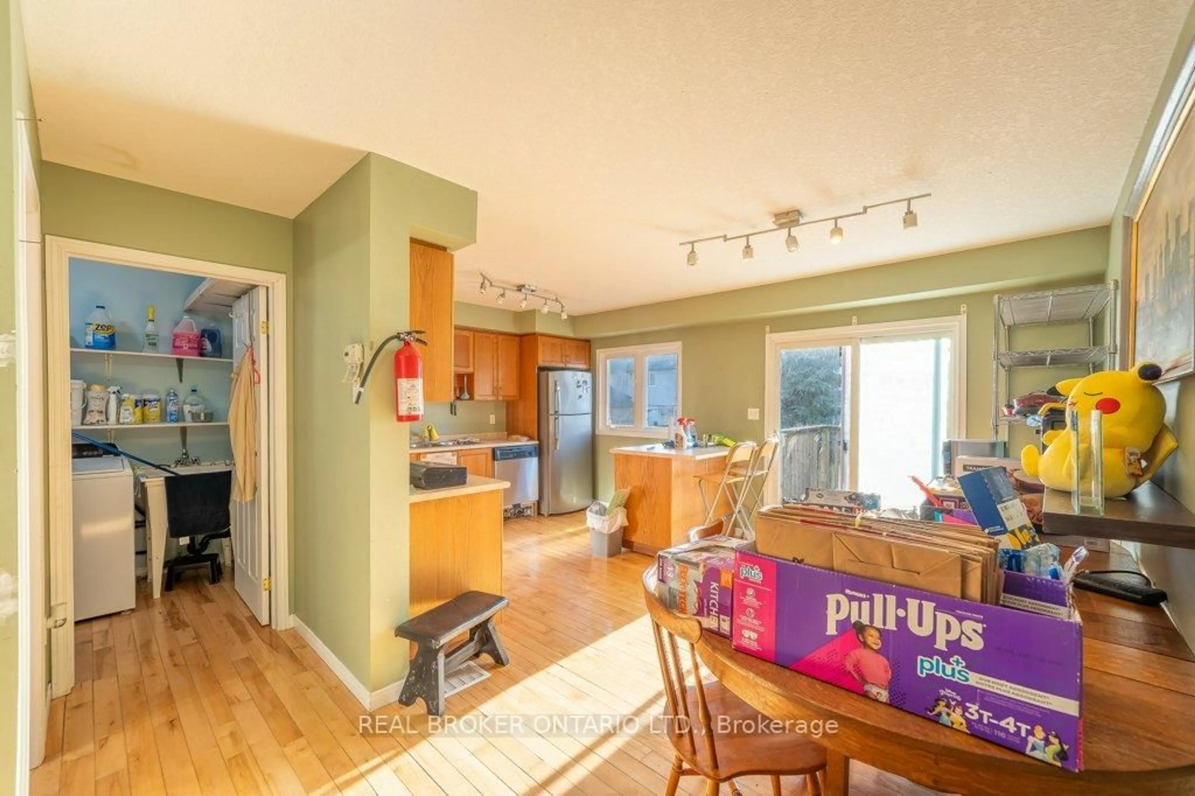 Open concept kitchen, wood/laminate floor for 110 Activa Ave #B11, Kitchener Ontario N2E 4K4