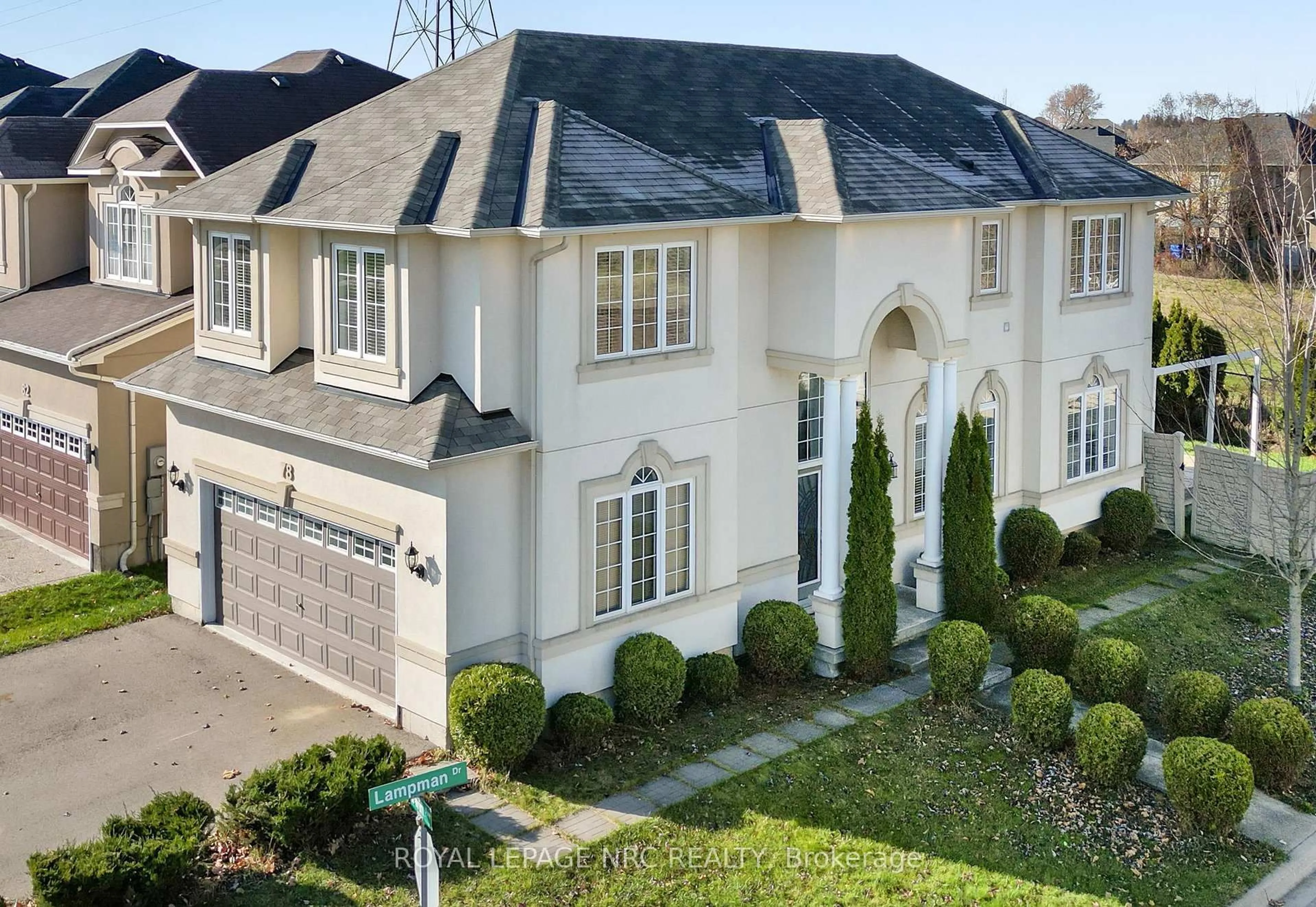 A pic from outside/outdoor area/front of a property/back of a property/a pic from drone, street for 78 Irwin Ave, Hamilton Ontario L9K 0E9