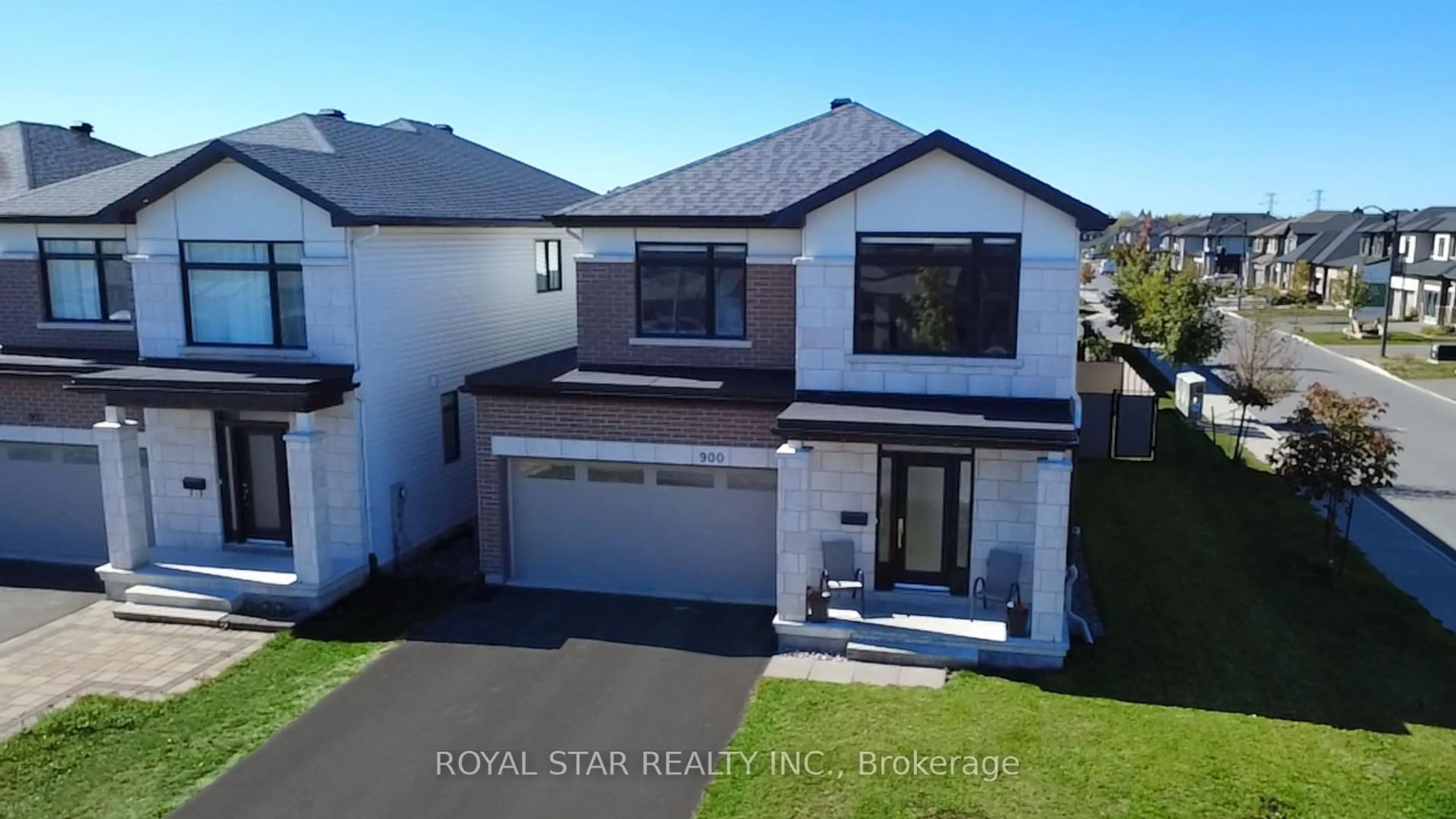 A pic from outside/outdoor area/front of a property/back of a property/a pic from drone, street for 900 Embankment St, Ottawa Ontario K2S 2P4