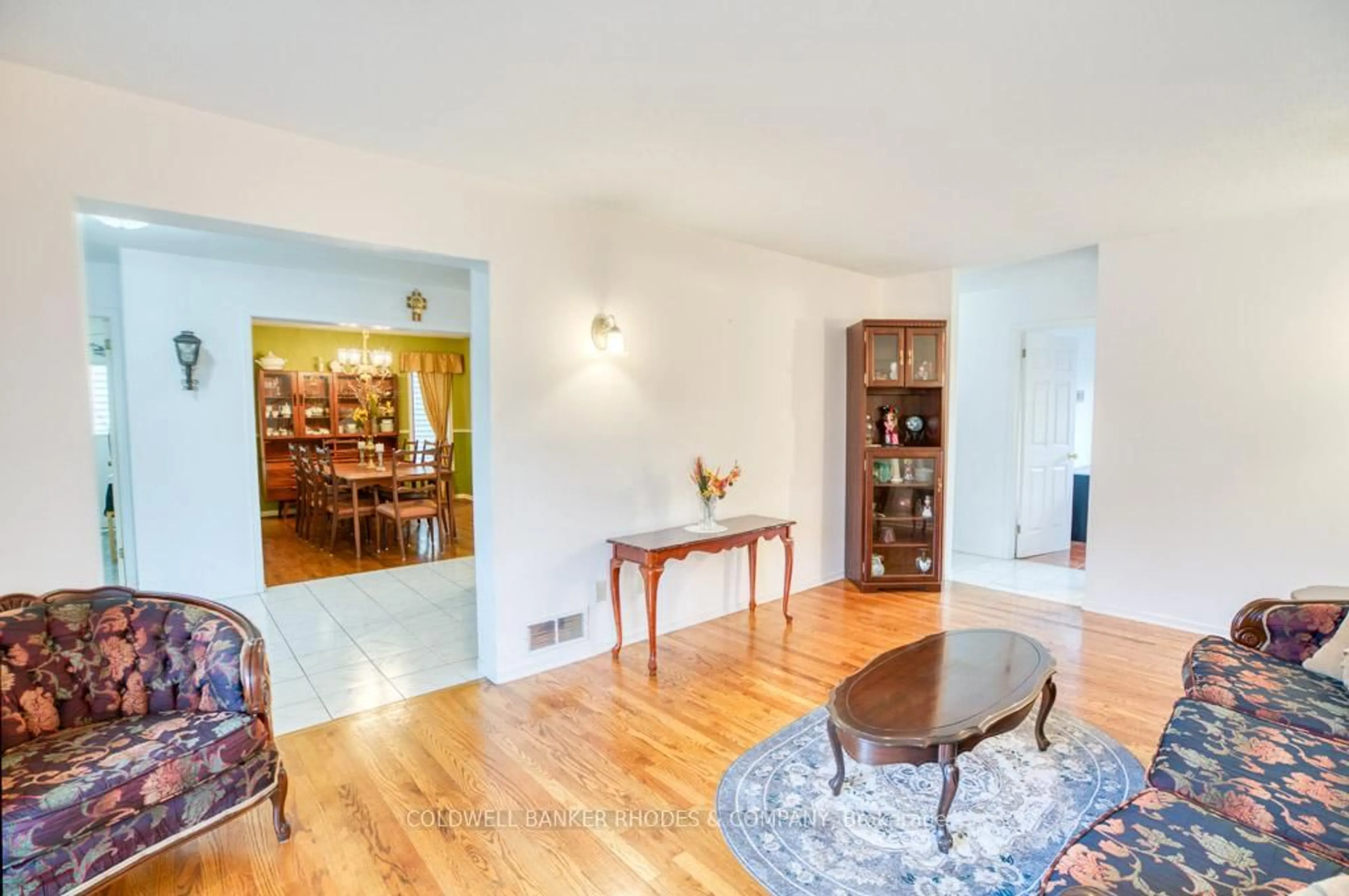 Unknown for 75 Dossetter Way, Ottawa Ontario K1G 4S7