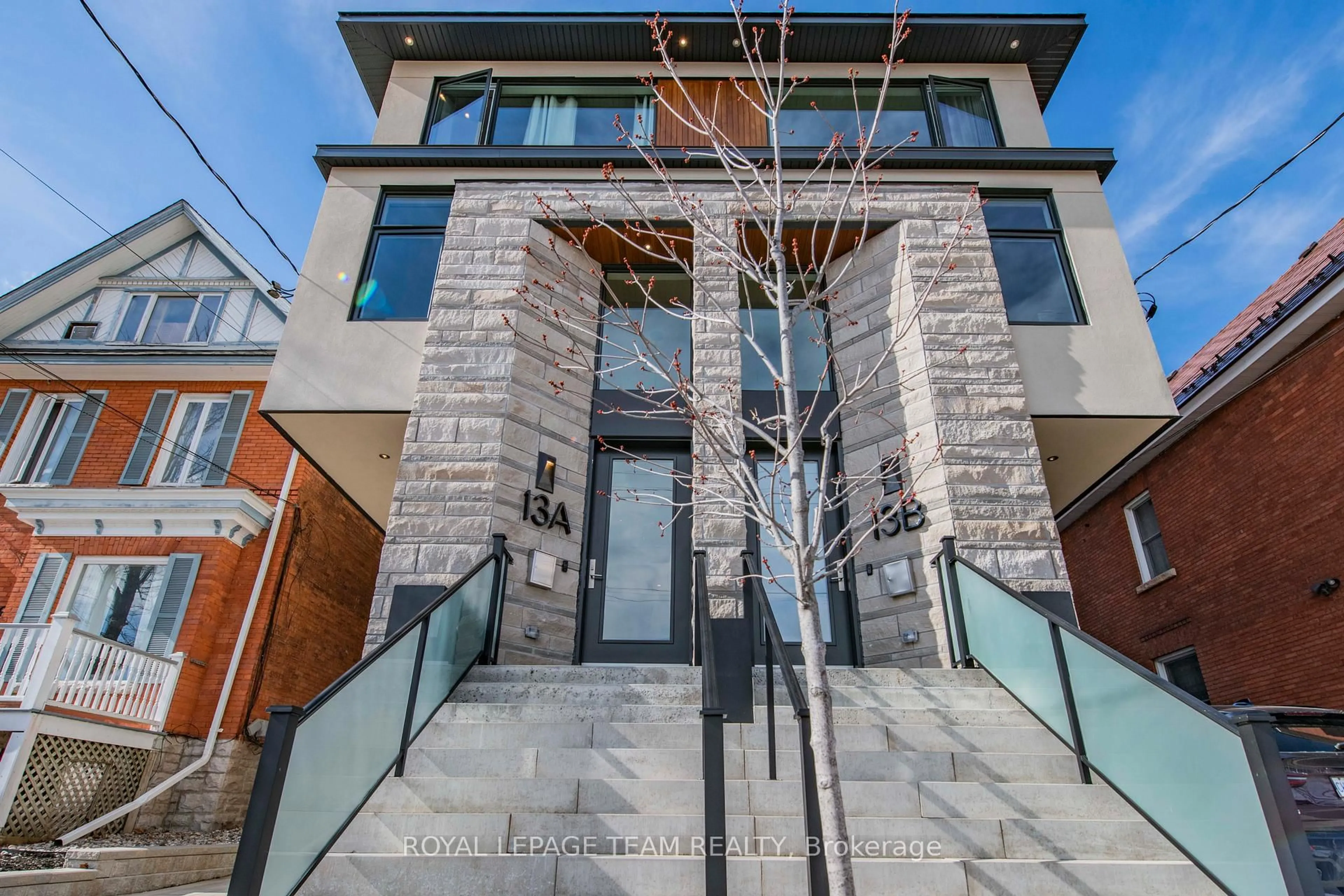 Home with brick exterior material, unknown for 13 FIFTH Ave #B, Ottawa Ontario K1S 2M2