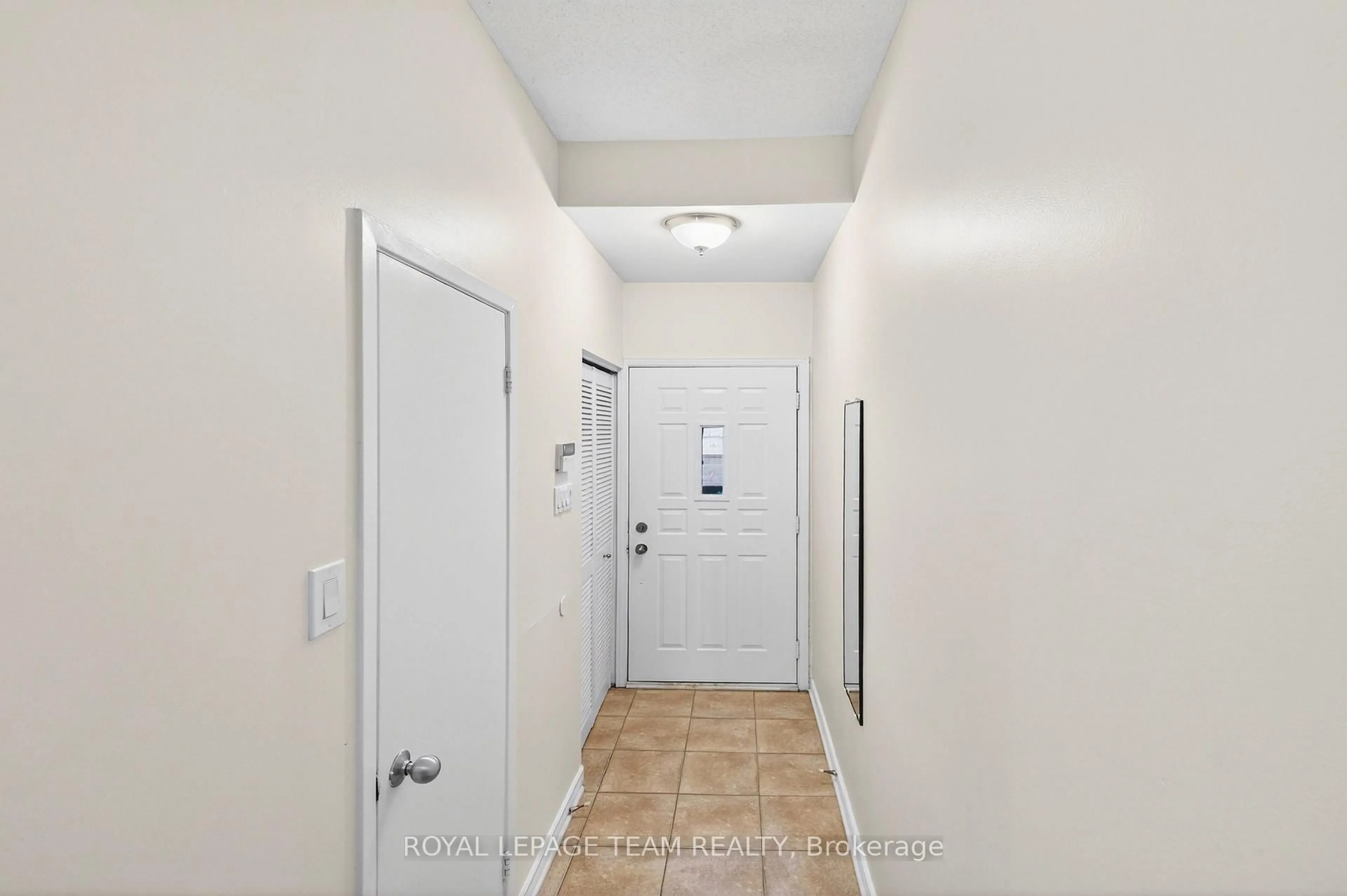 Indoor entryway for 13 Bertona St #2, Ottawa Ontario K2G 0W2