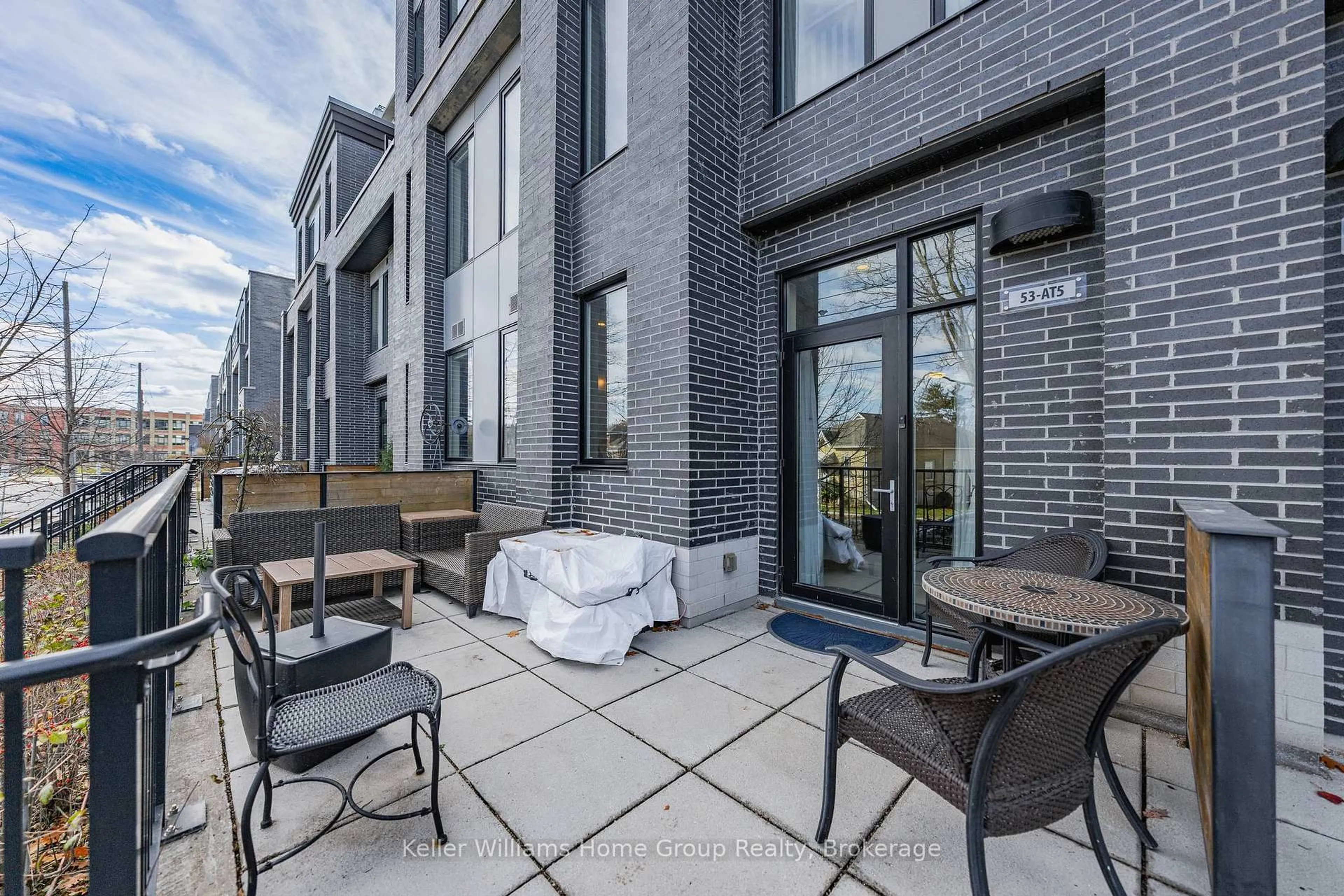 Patio, street for 53 Arthur St #AT5, Guelph Ontario N1E 0P5