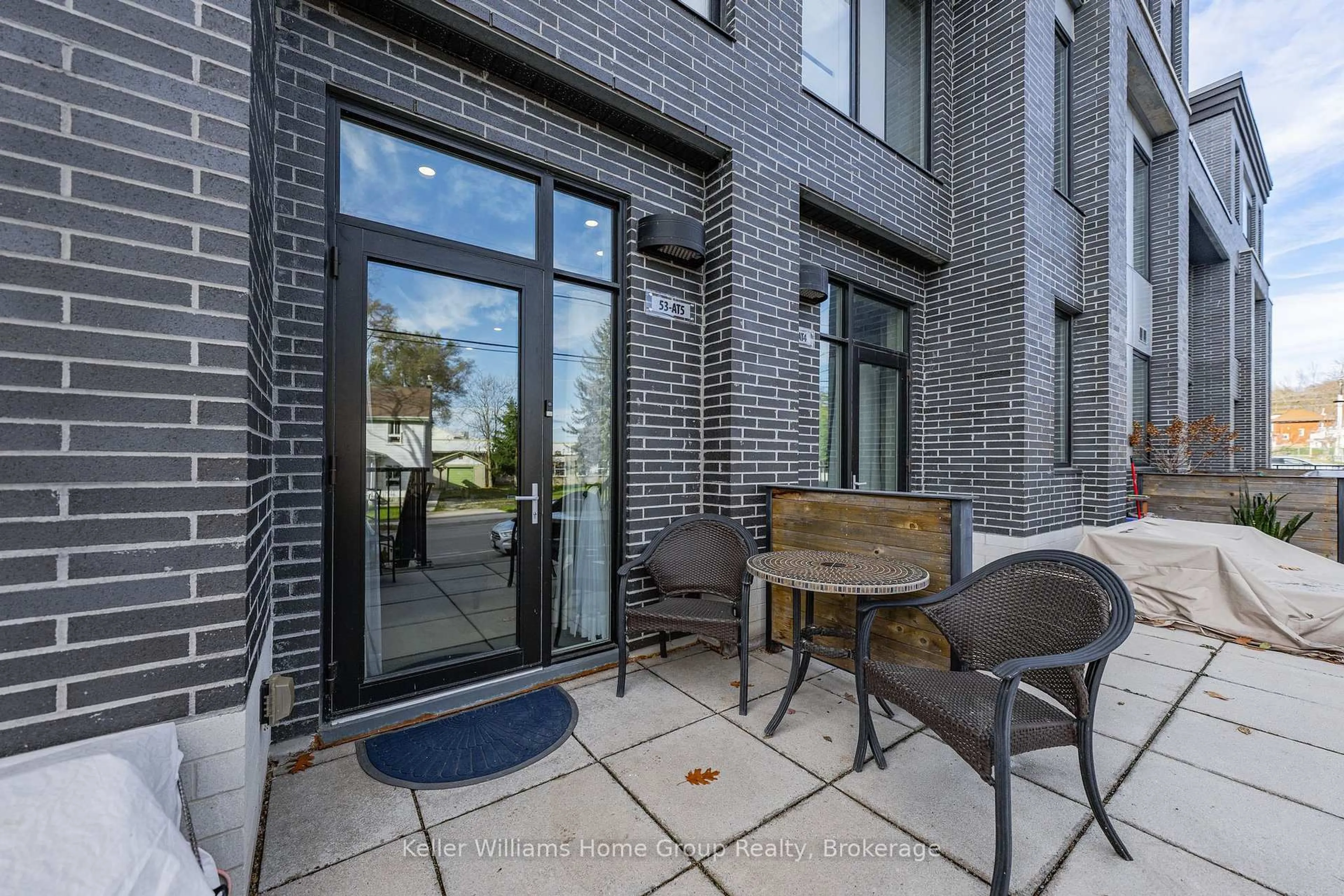 Patio, street for 53 Arthur St #AT5, Guelph Ontario N1E 0P5