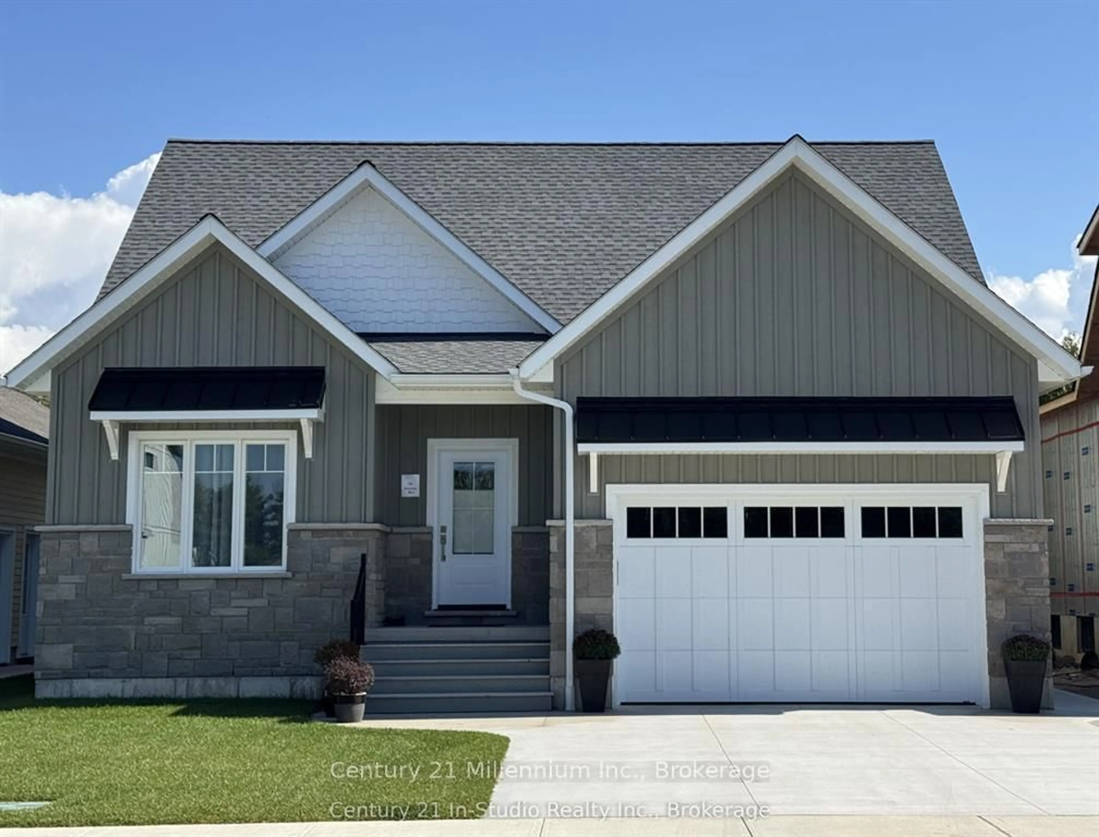 Home with vinyl exterior material, street for 3 Grenville St, Saugeen Shores Ontario N0H 2L0