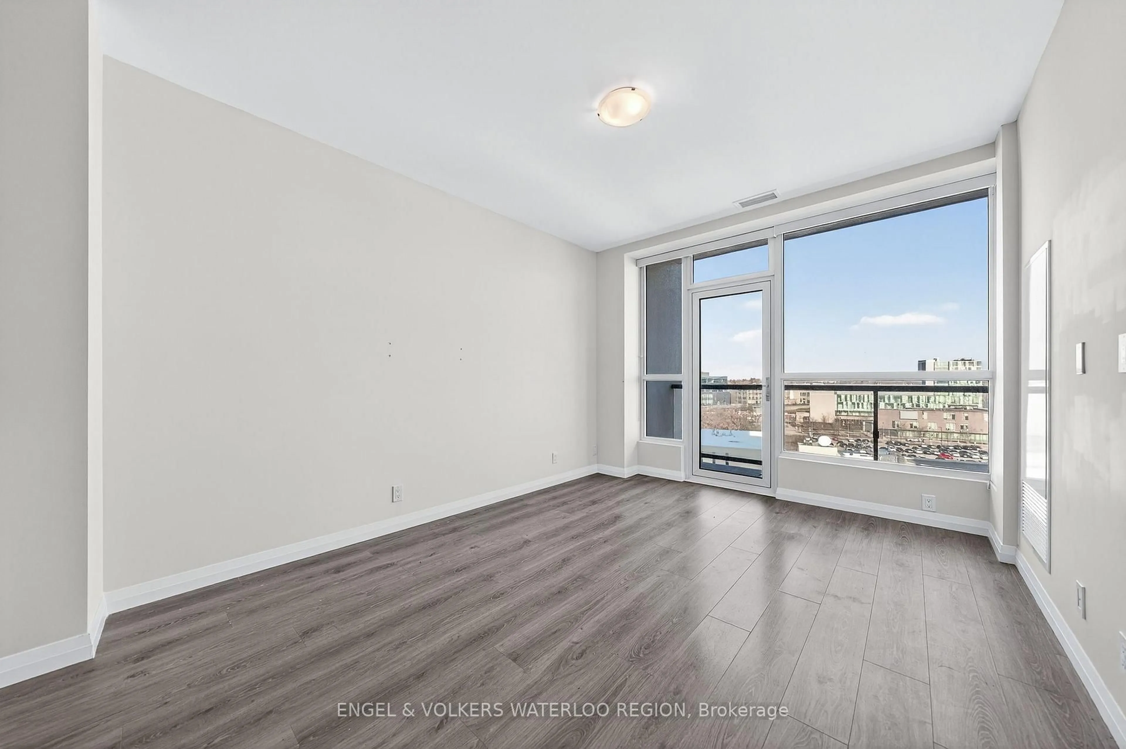 A pic of a room for 104 Garment St #902, Kitchener Ontario N2G 0C8