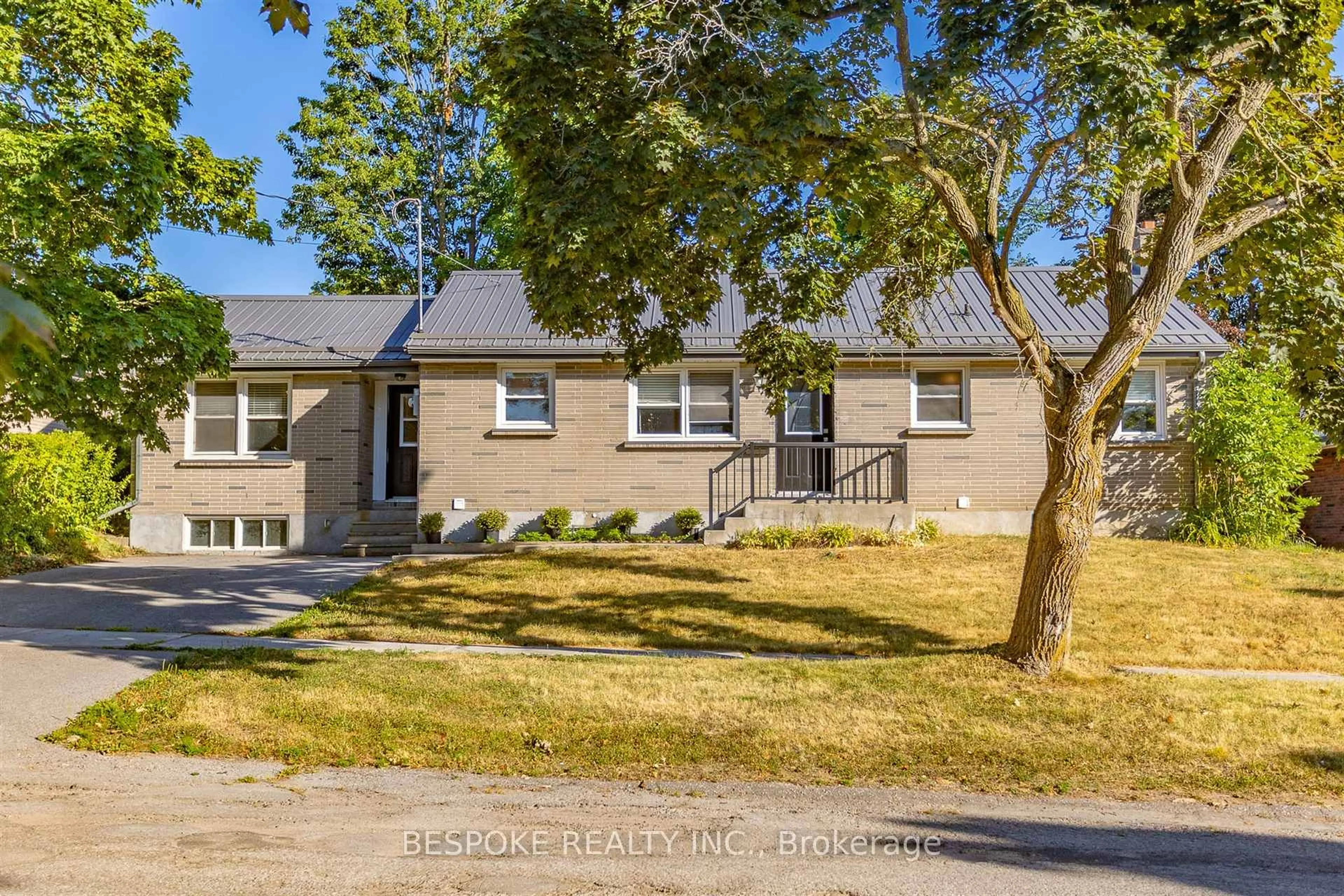 Unknown for 388 Aberdeen Ave, Peterborough Ontario K9H 4X6