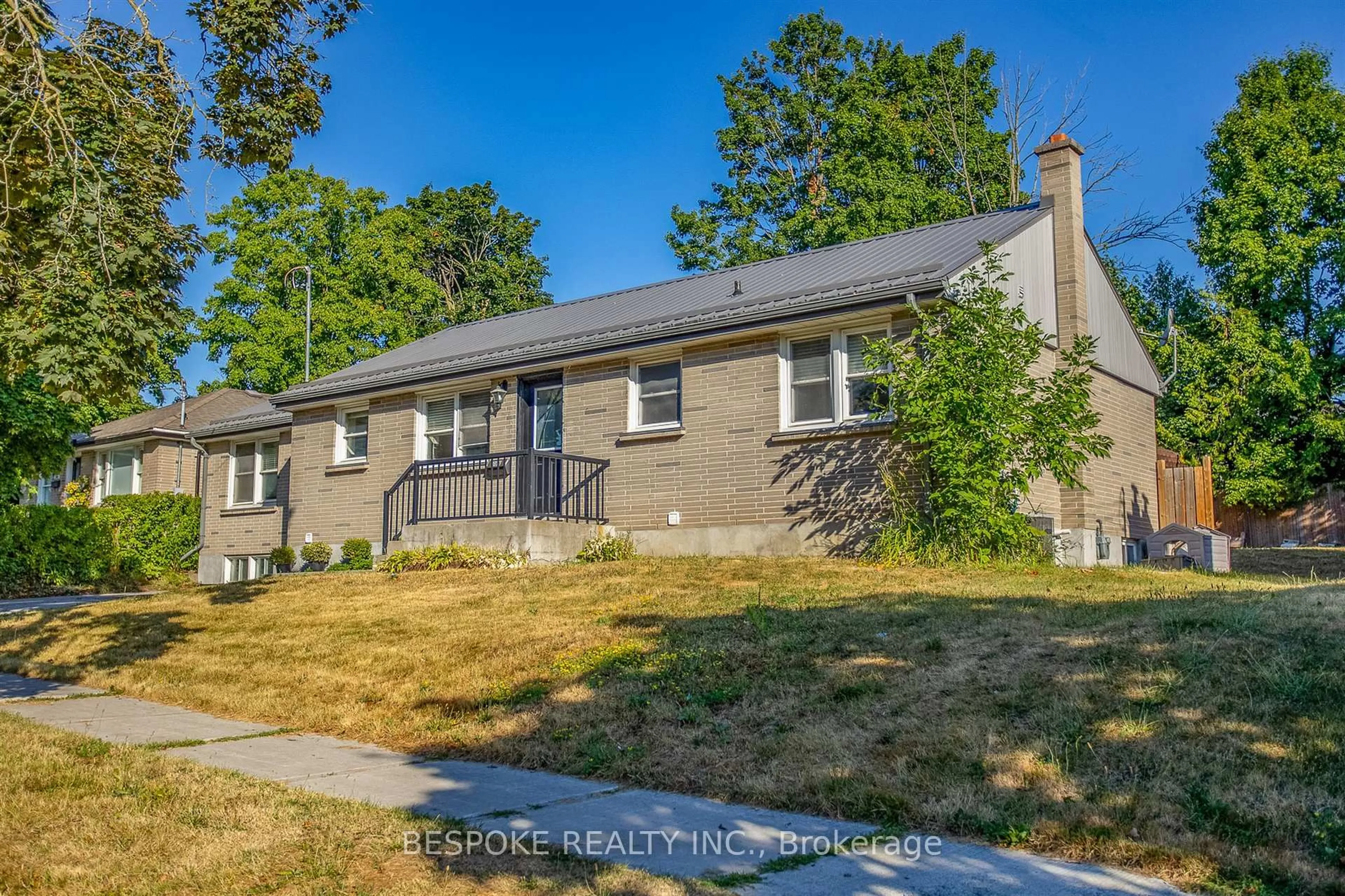 Home with vinyl exterior material, street for 388 Aberdeen Ave, Peterborough Ontario K9H 4X6