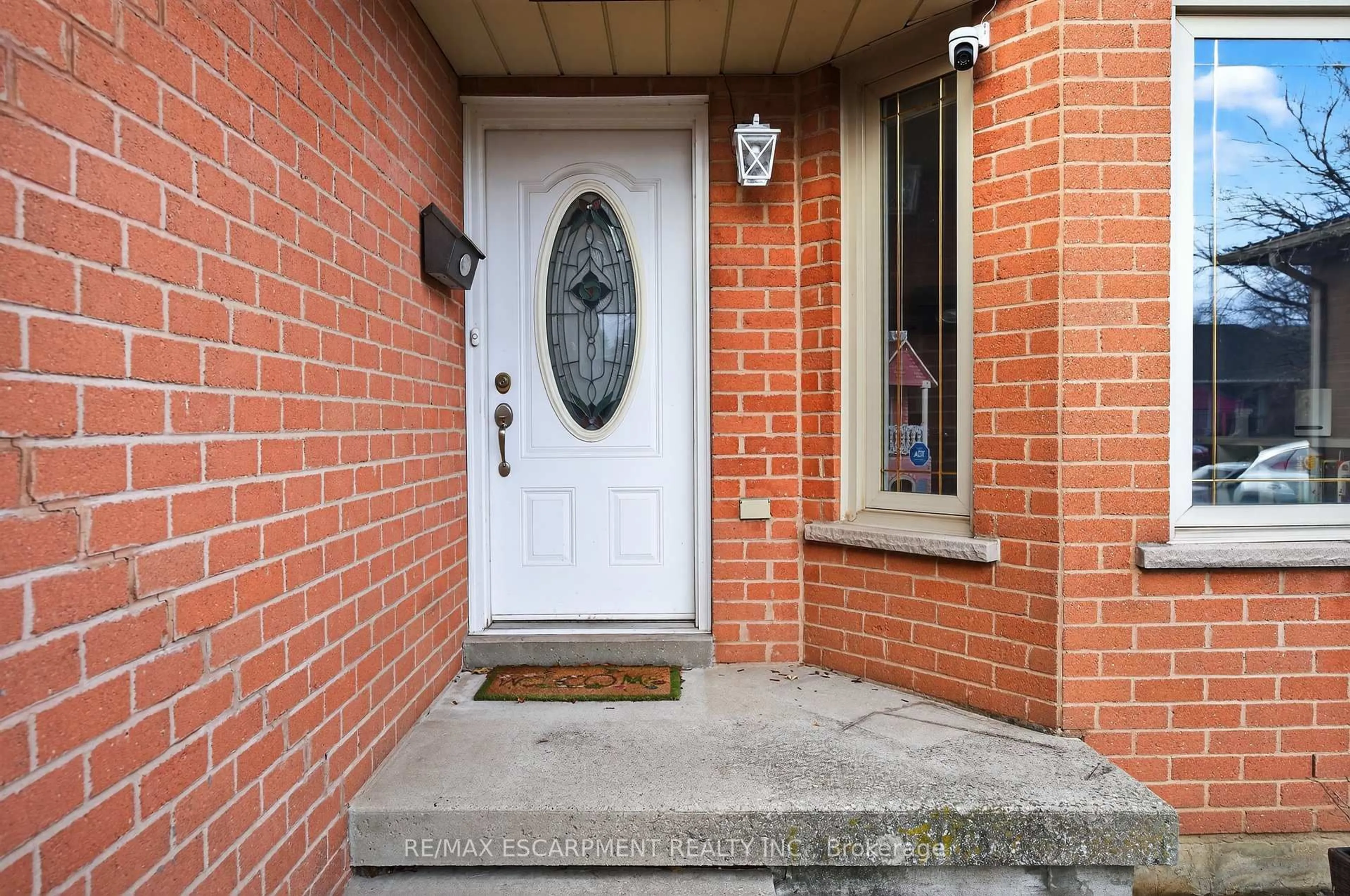 Home with brick exterior material, street for 84 Branthaven Dr, Hamilton Ontario L8J 2M5