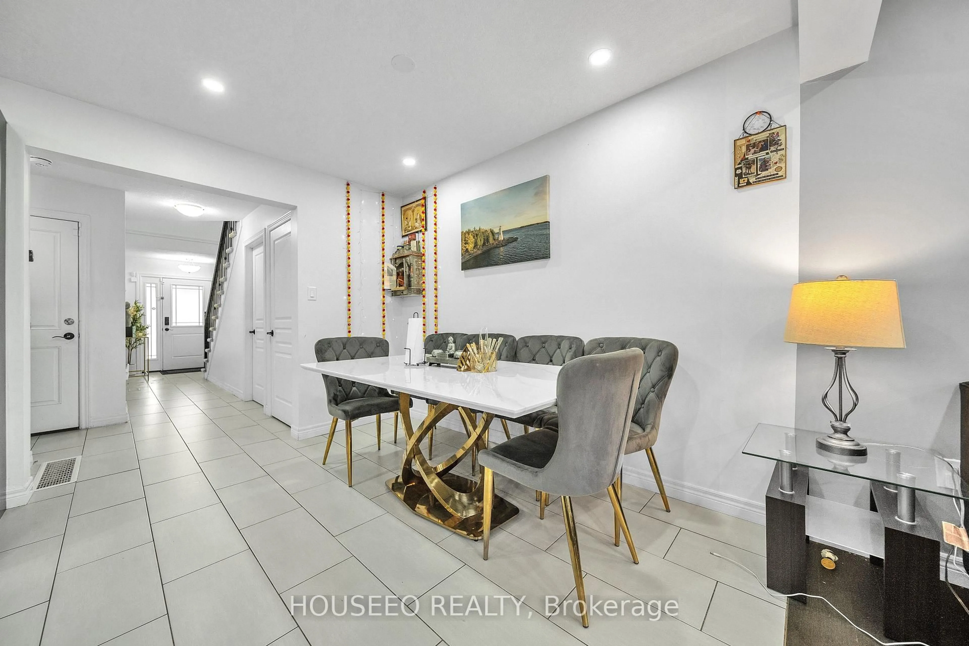 Dining room, unknown for 7 Taylor Dr #34, East Luther Grand Valley Ontario L9W 7P1