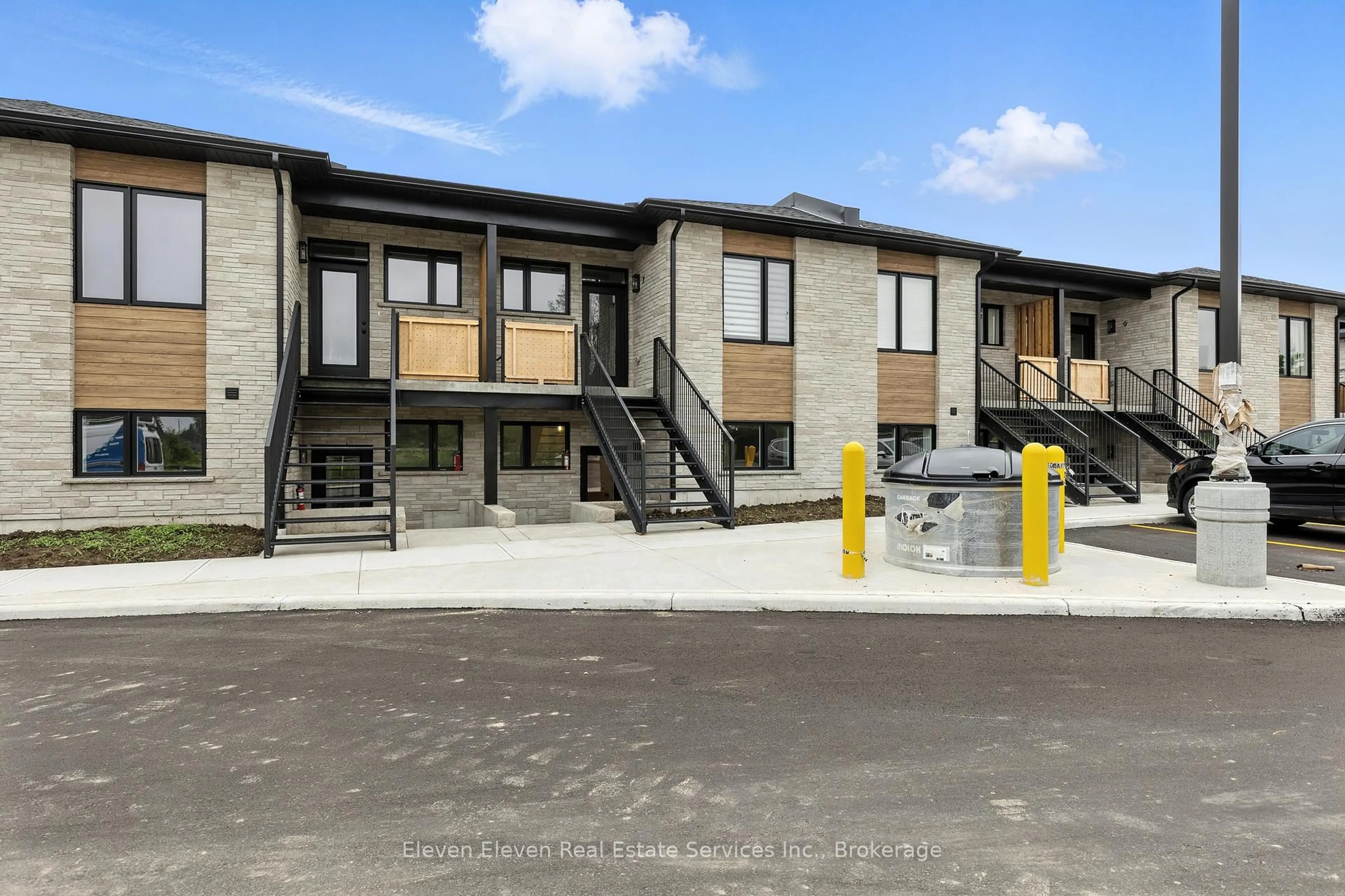 Unknown for 461 Wellington St #11, Wellington North Ontario N0G 2L2