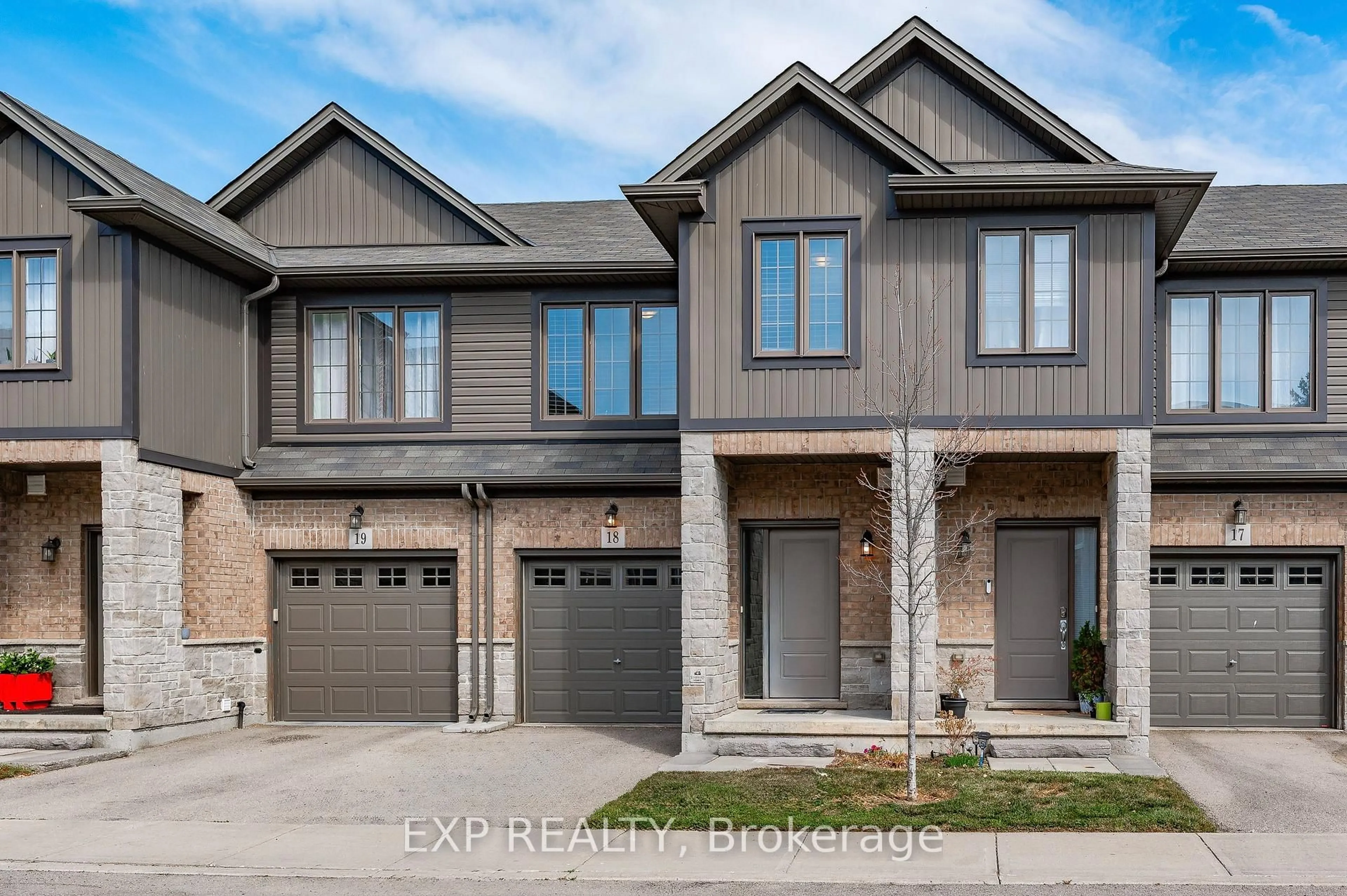 Home with brick exterior material, street for 377 Glancaster Rd #18, Hamilton Ontario L9G 0G4