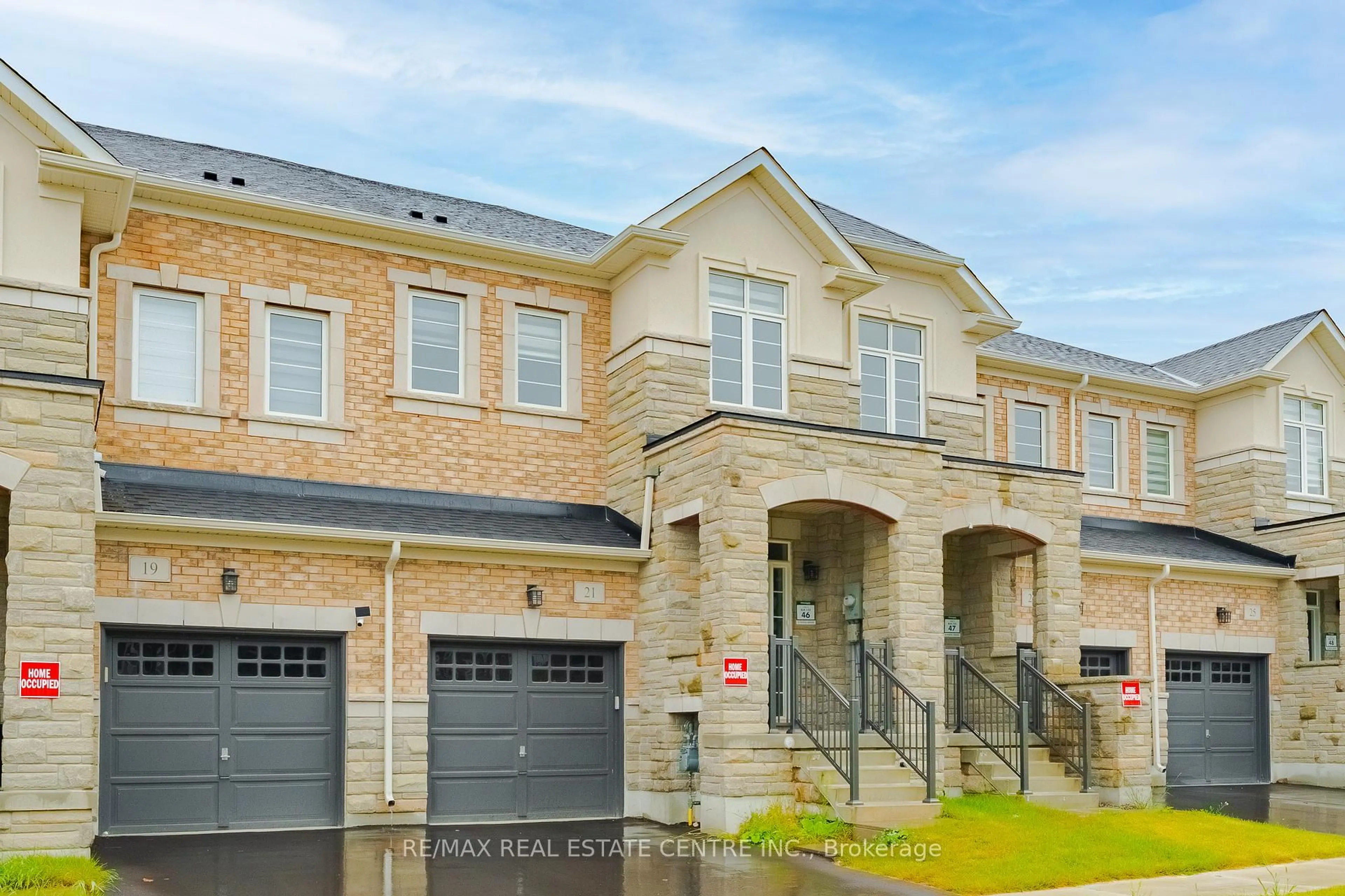 Home with brick exterior material, street for 21 Gledhill Cres, Cambridge Ontario N1T 0G4