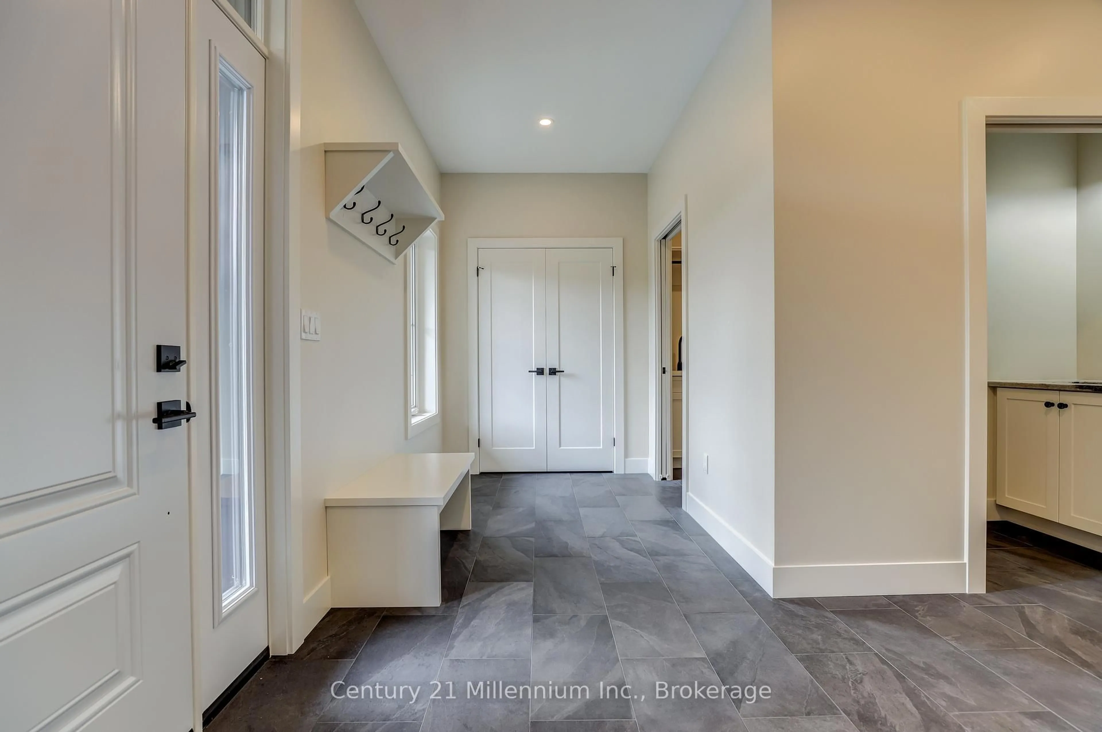 Indoor entryway for 15 Grenville St, Saugeen Shores Ontario N0H 2L0