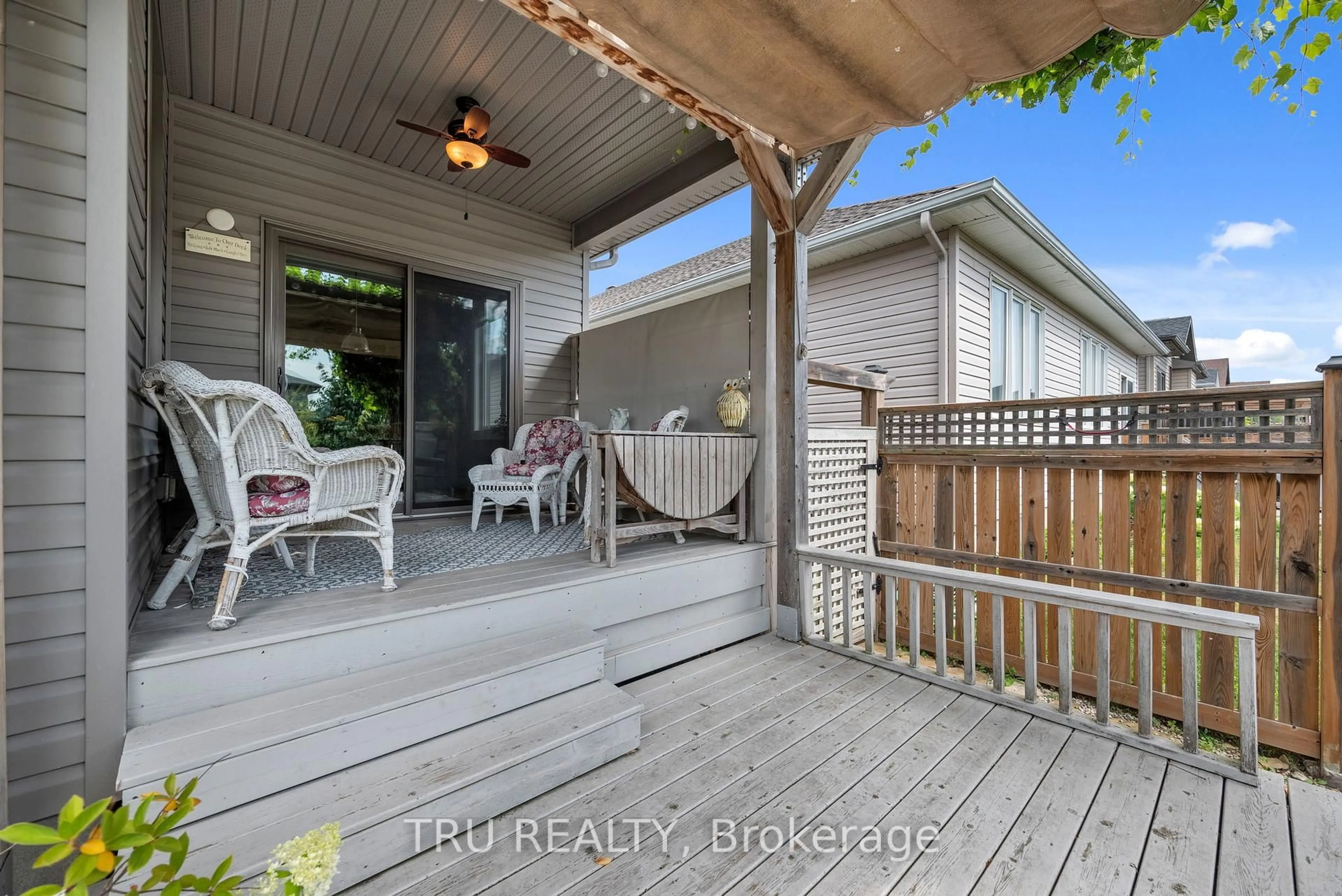 Patio, street for 590 Robert Hill St, Almonte Ontario K0A 1A0