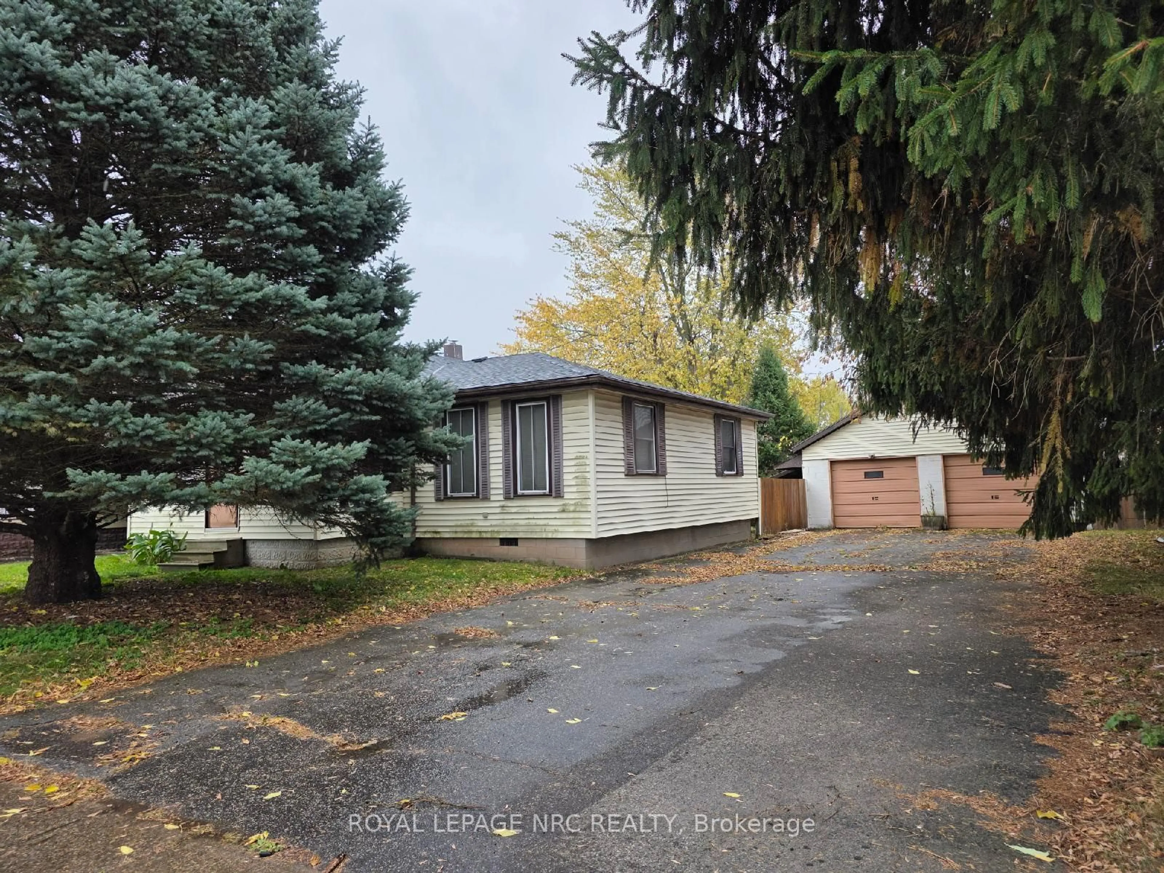 Unknown for 6414 Taylor St, Niagara Falls Ontario L2G 2G1