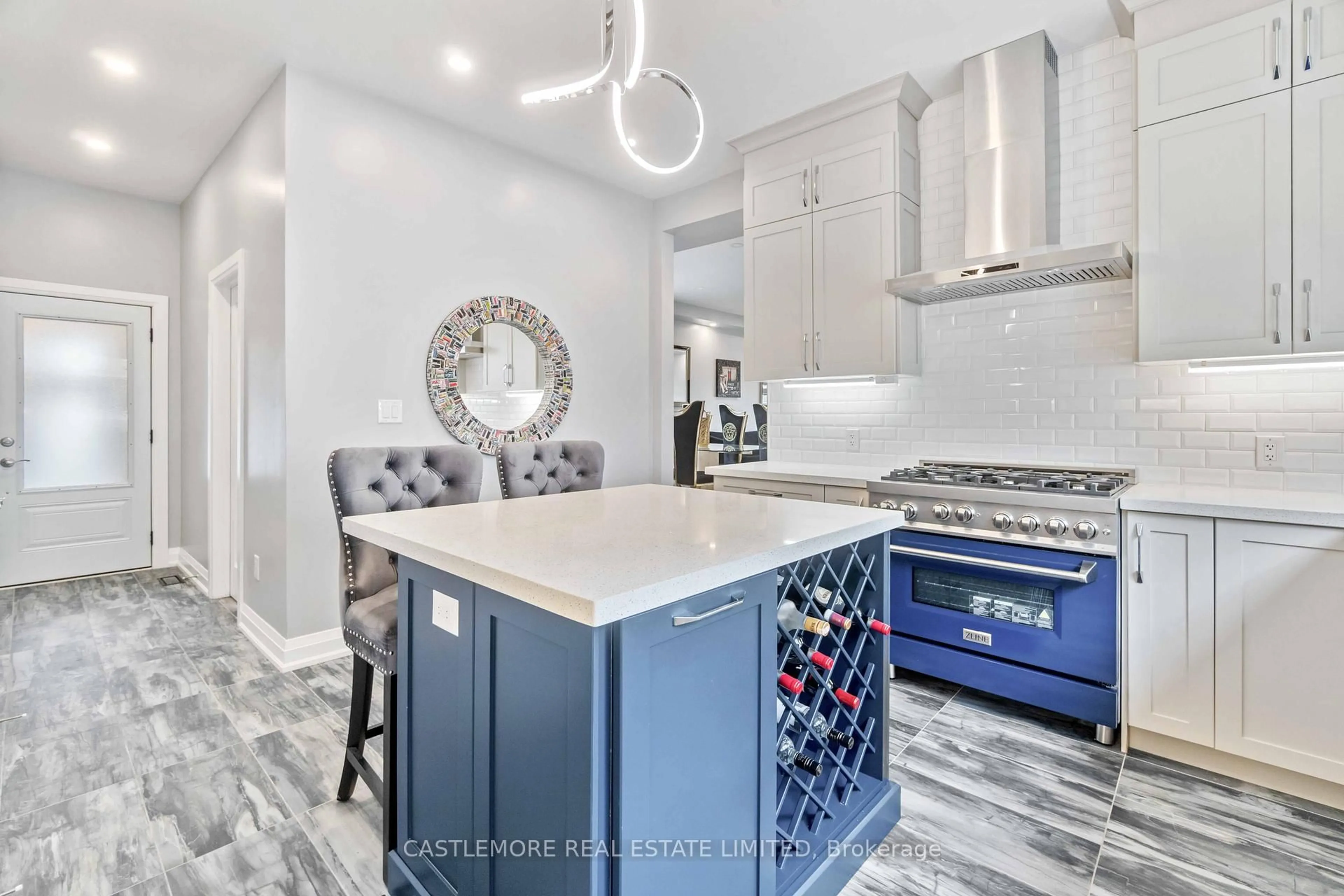 Contemporary kitchen, ceramic/tile floor for 599 Beach Blvd, Hamilton Ontario L8H 6X8