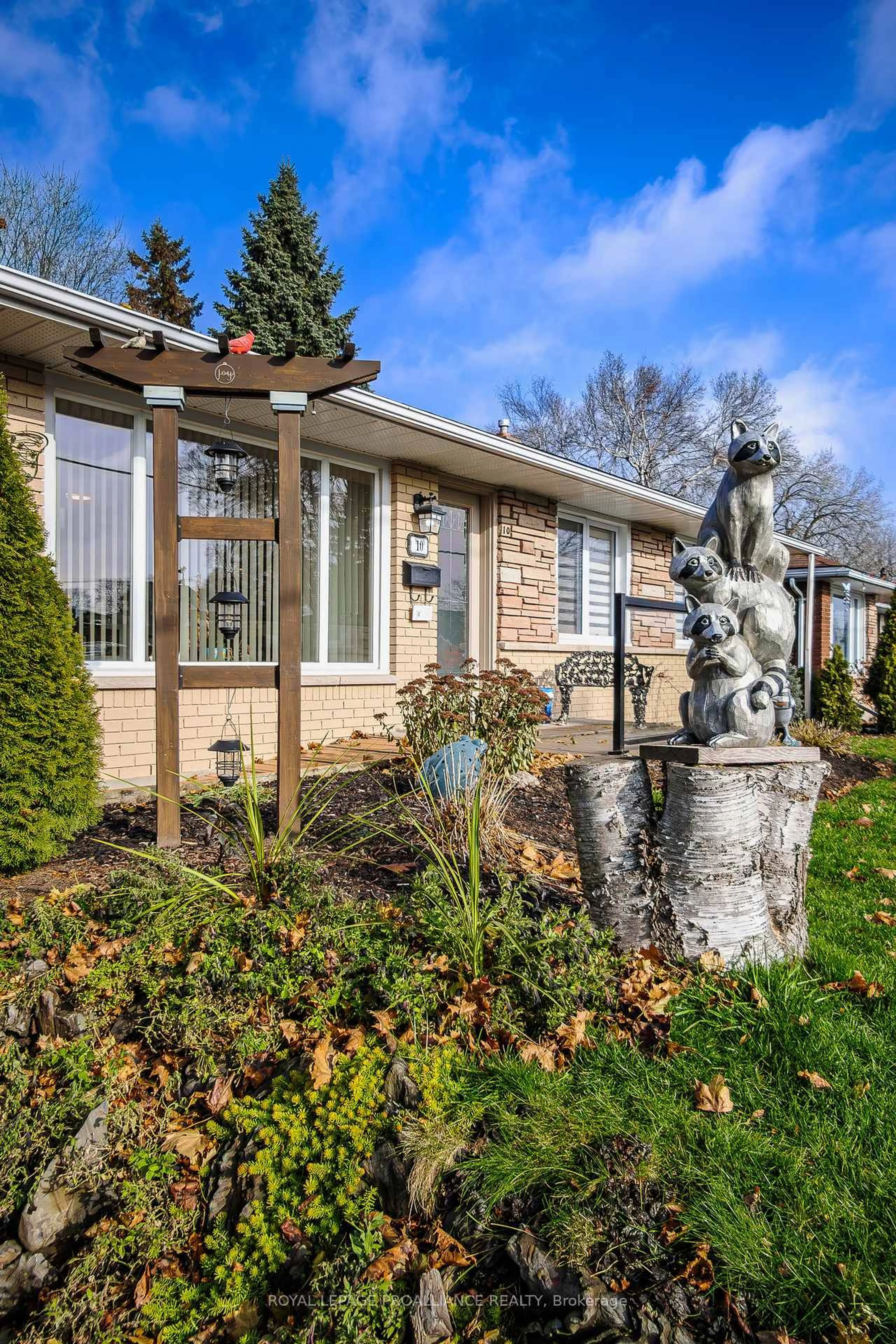 Home with vinyl exterior material, street for 10 Devere Gdns, Quinte West Ontario K8V 3M3