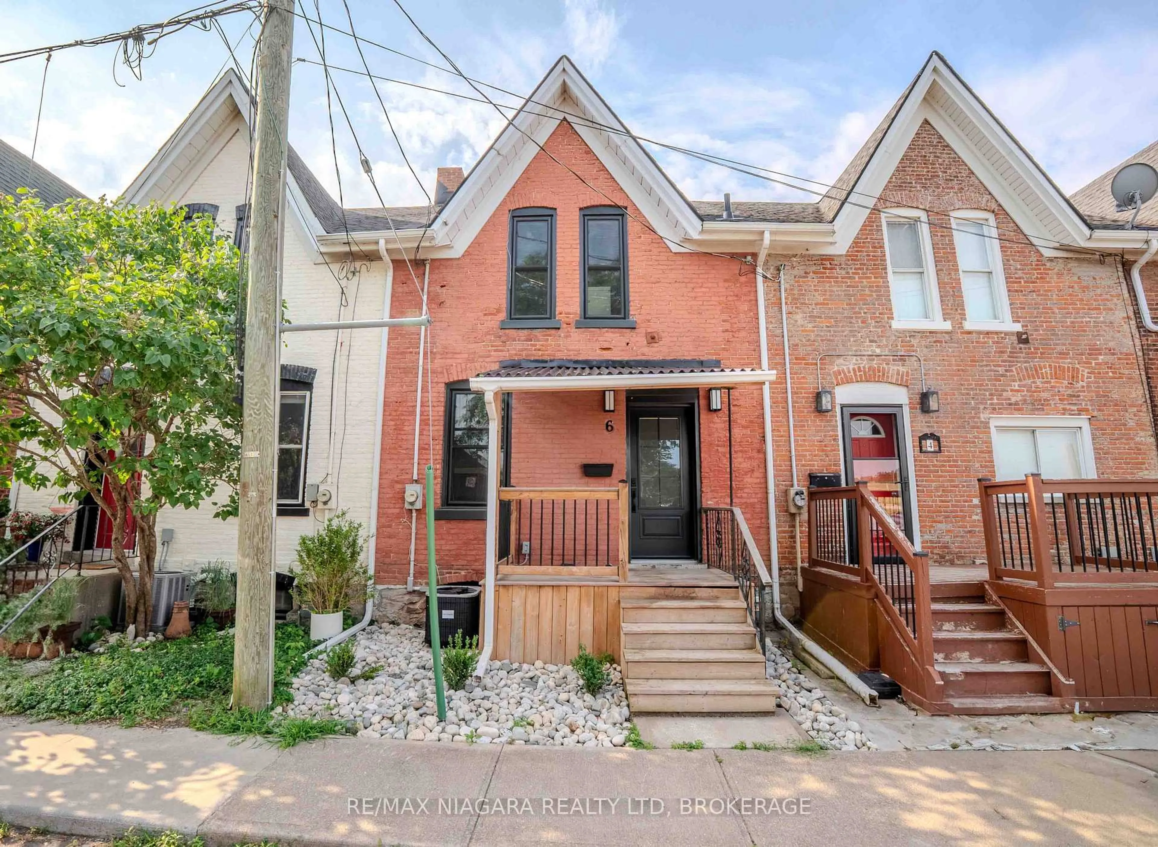 Home with brick exterior material, street for 6 Almond St, St. Catharines Ontario L2T 1E7