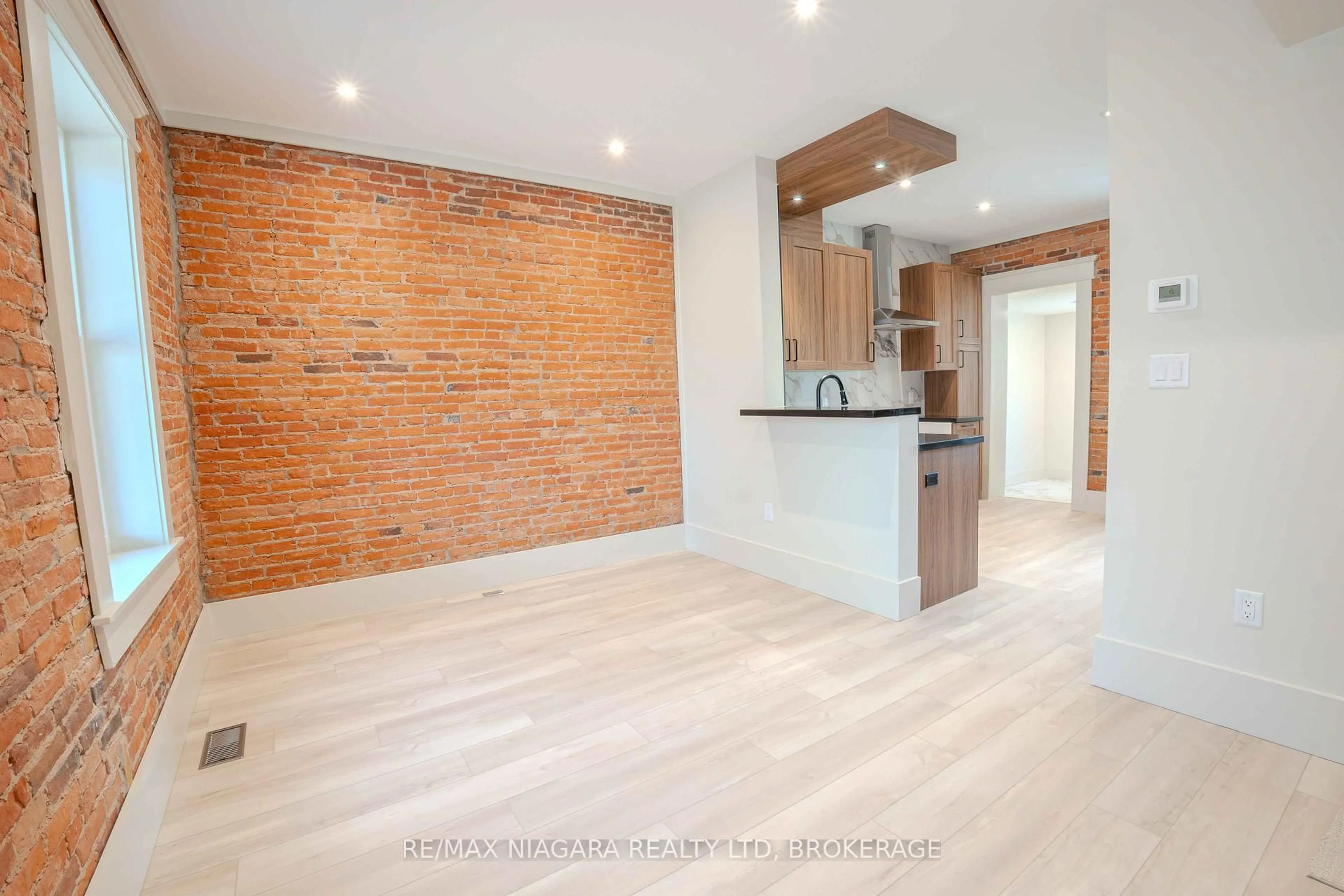 Open concept kitchen, unknown for 6 Almond St, St. Catharines Ontario L2T 1E7