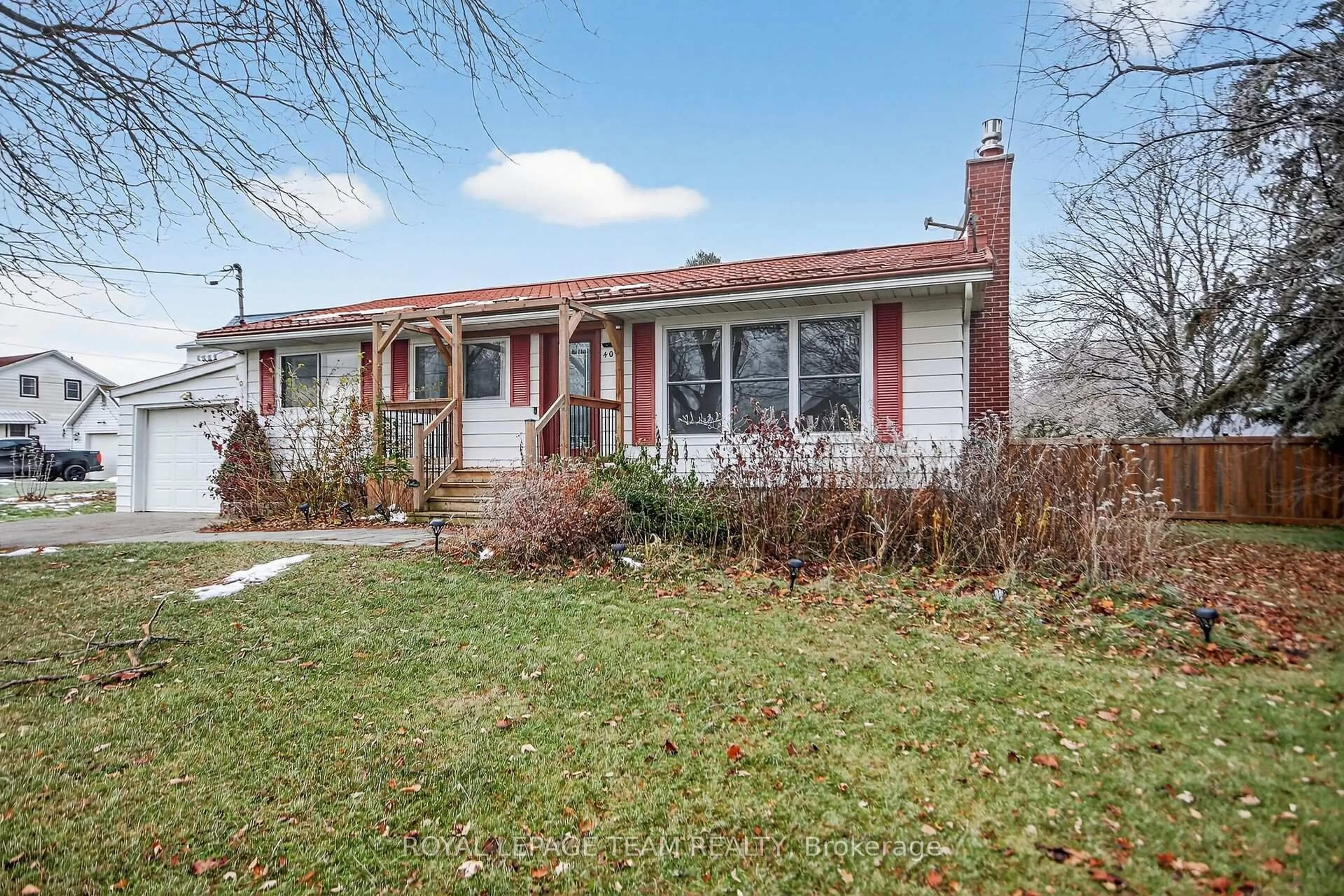 Home with brick exterior material, street for 401 Clothier St, North Grenville Ontario K0G 1J0