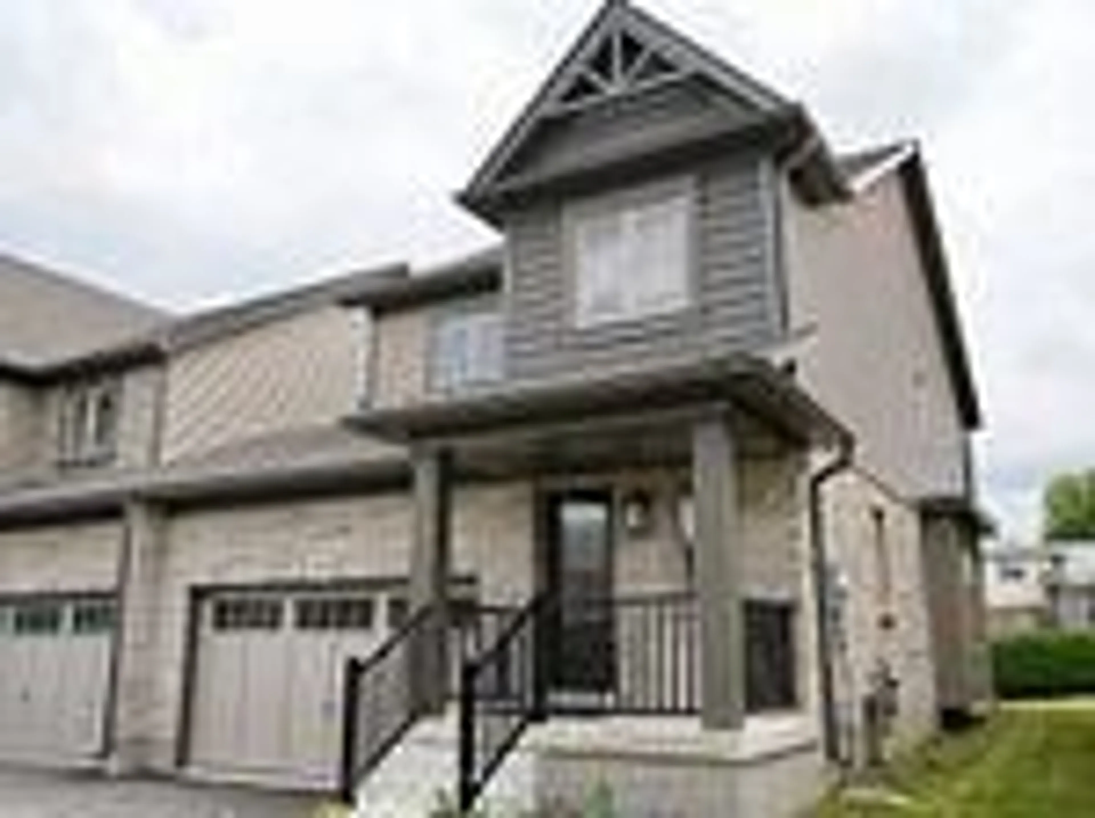 Home with vinyl exterior material, street for 121 Stonebrook Way, Grey Highlands Ontario N0C 1H0