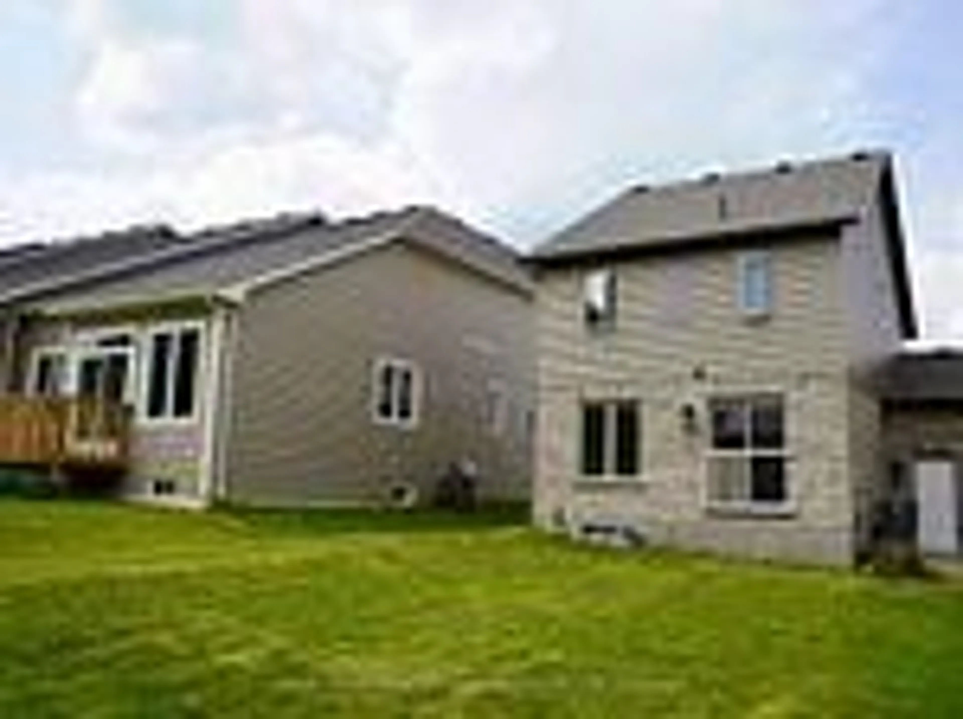 Home with vinyl exterior material, building for 121 Stonebrook Way, Grey Highlands Ontario N0C 1H0