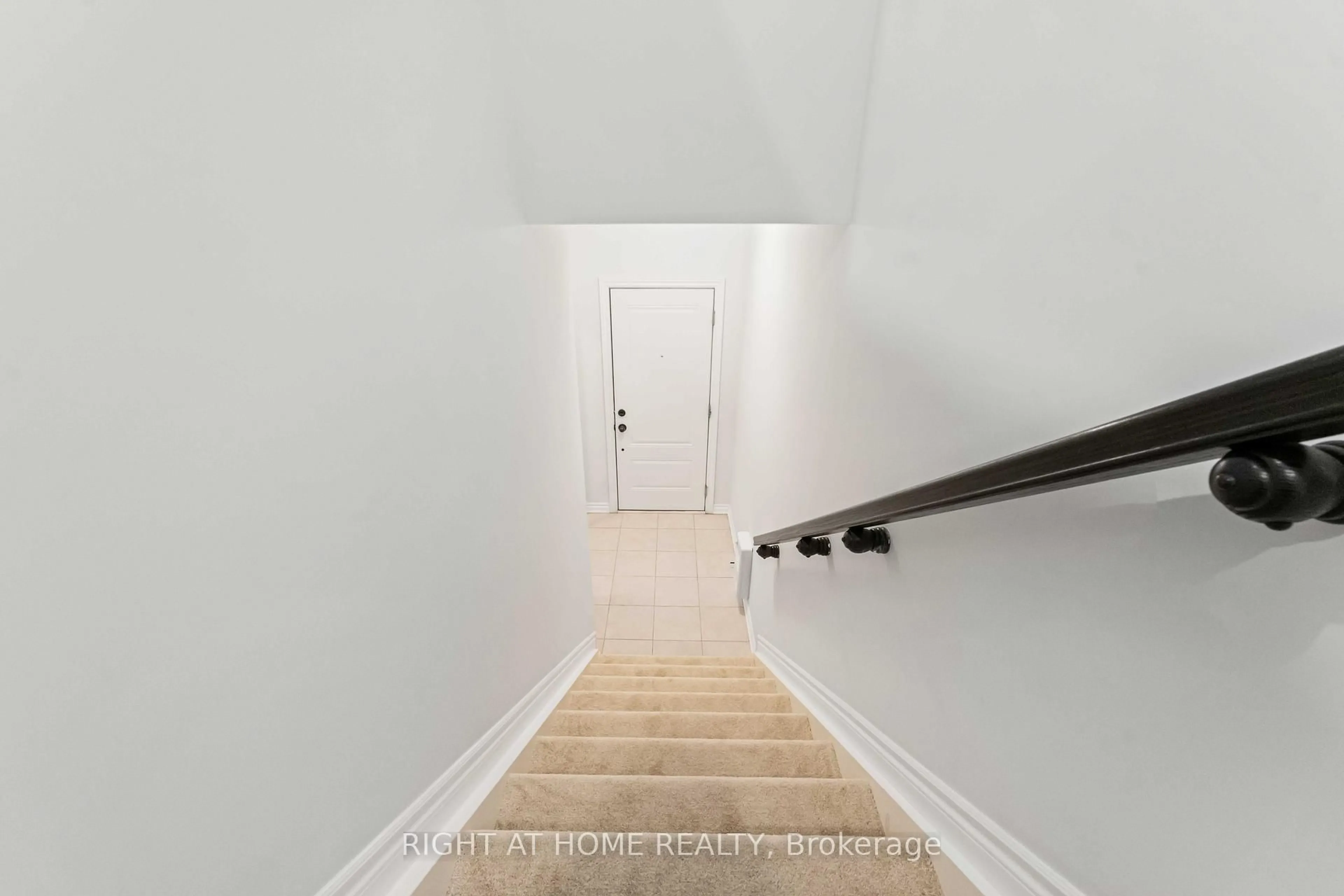 Stairs for 721 Rouncey Rd, Ottawa Ontario K2V 0S5