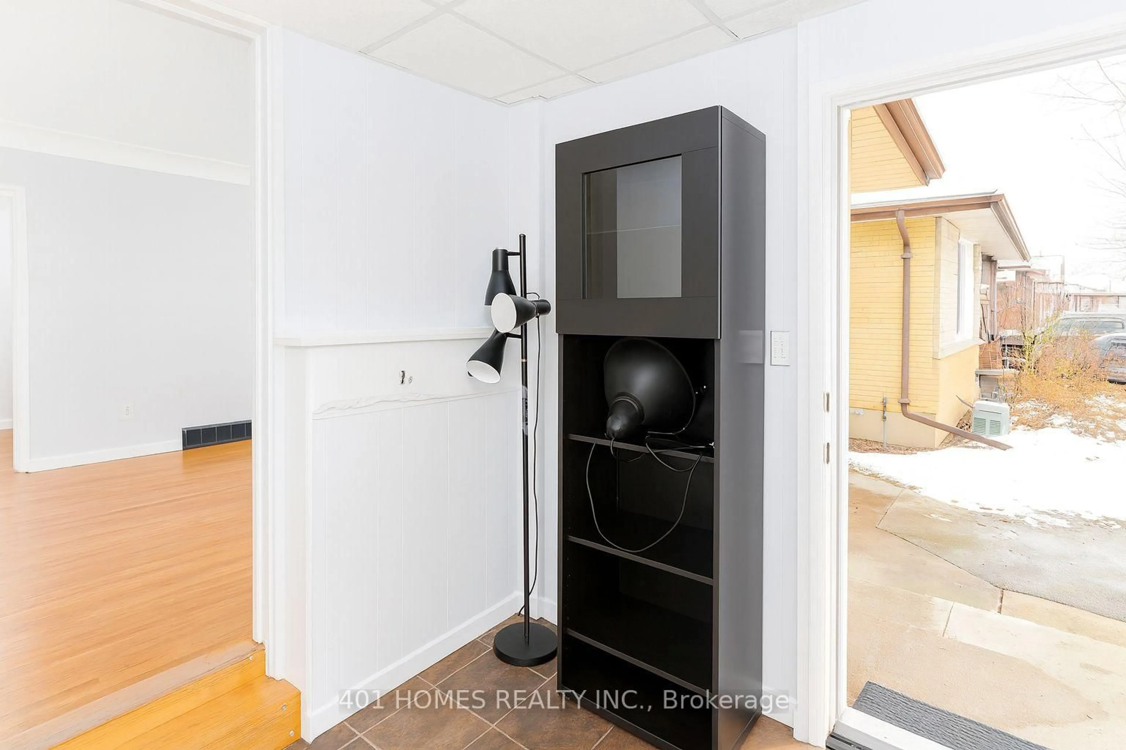 Unknown for 134 Mark St, London East Ontario N5V 2G9