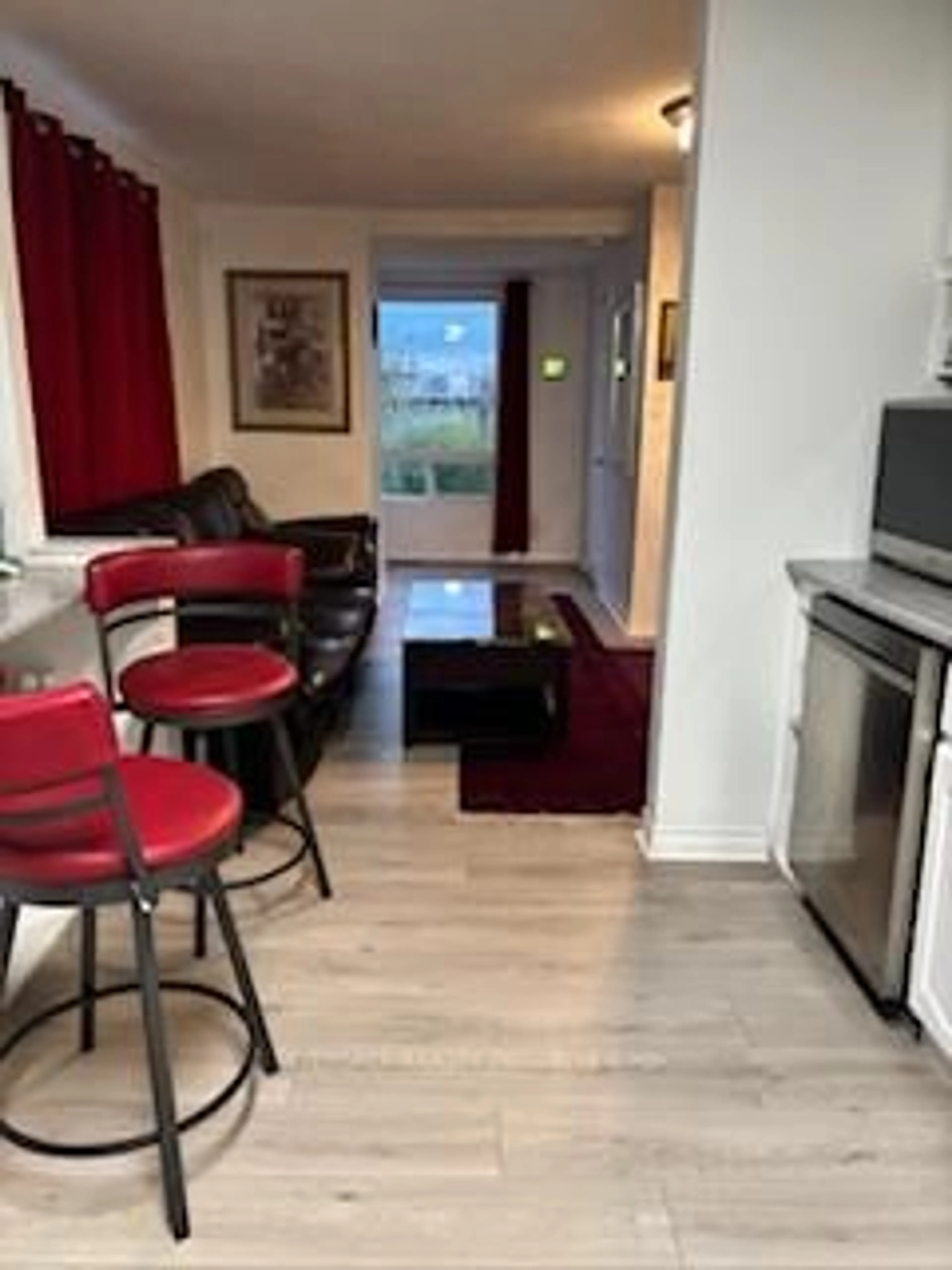 A pic of a room for 7801 Woodbine St, Niagara Falls Ontario L2H 1C4