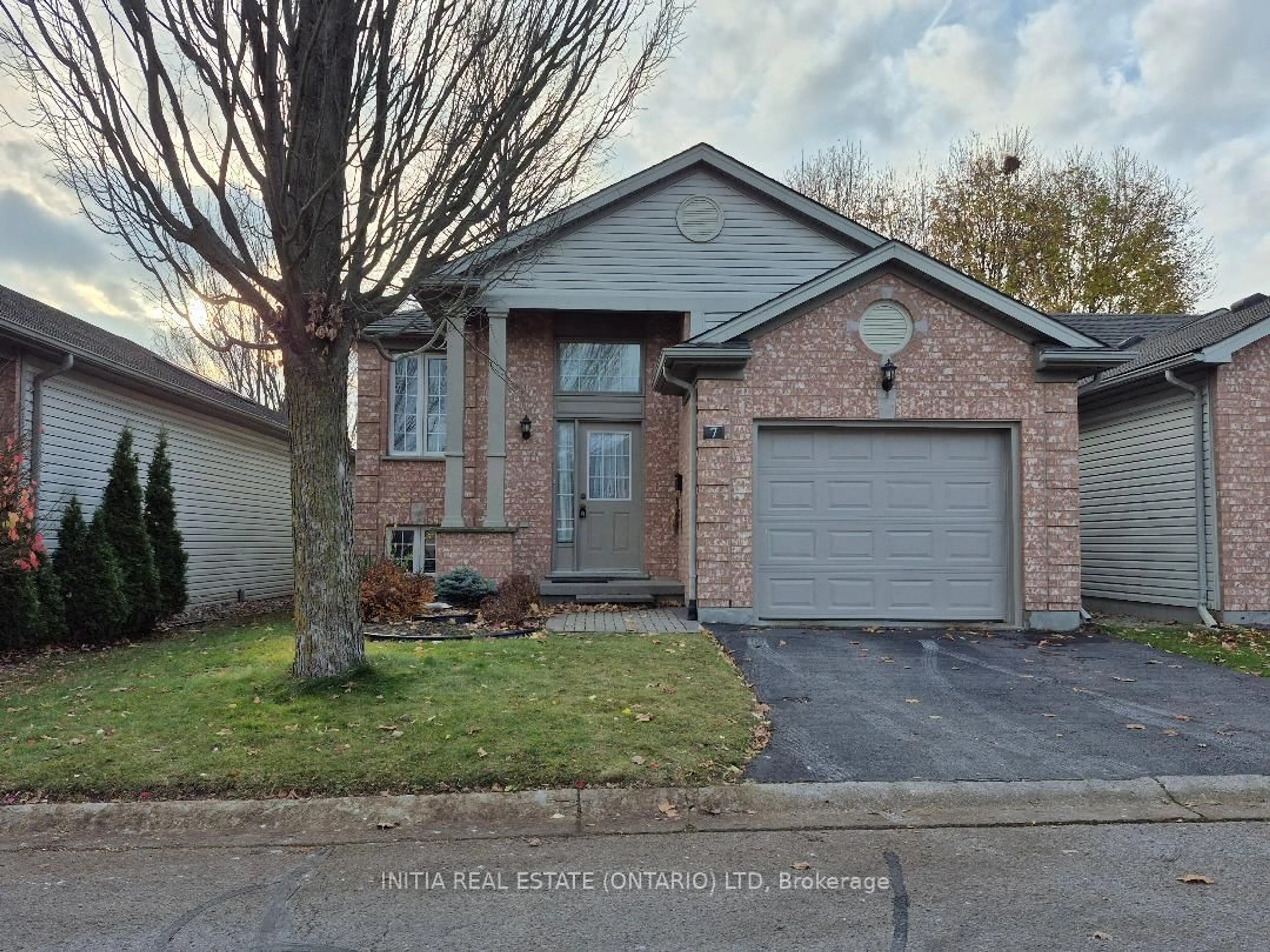 Home with brick exterior material, street for 145 North Centre Rd #7, London North Ontario N5X 4C7