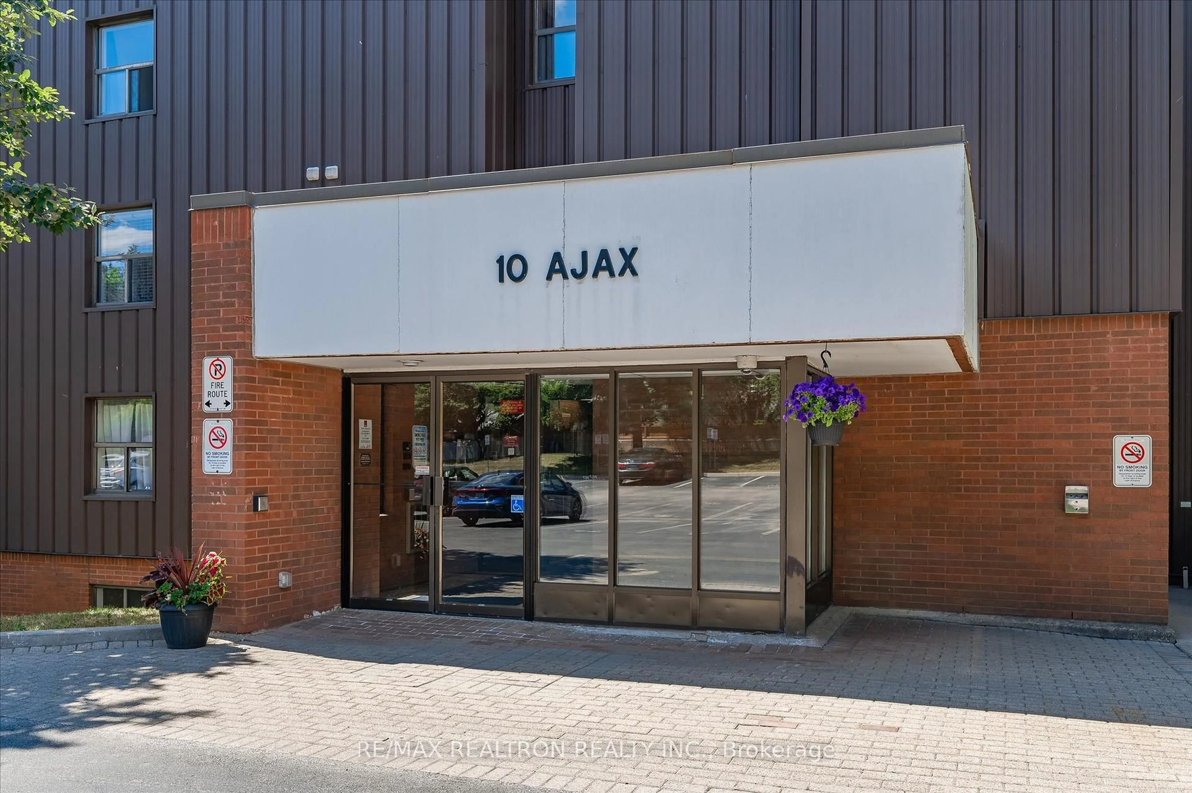Unknown for 10 Ajax St #203, Guelph Ontario N1H 7N6
