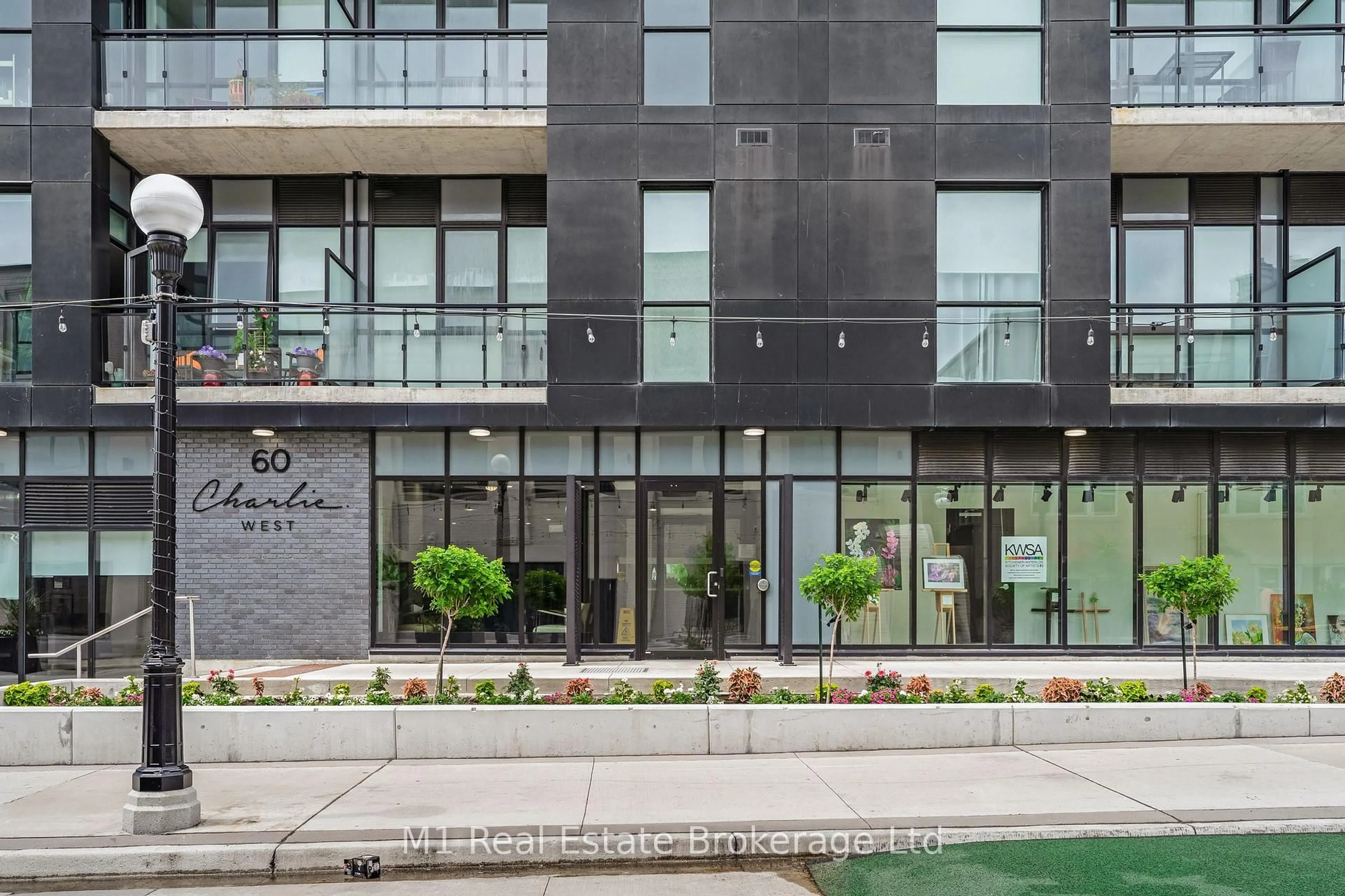 Unknown for 60 Charles St #3001, Kitchener Ontario N2G 0C9